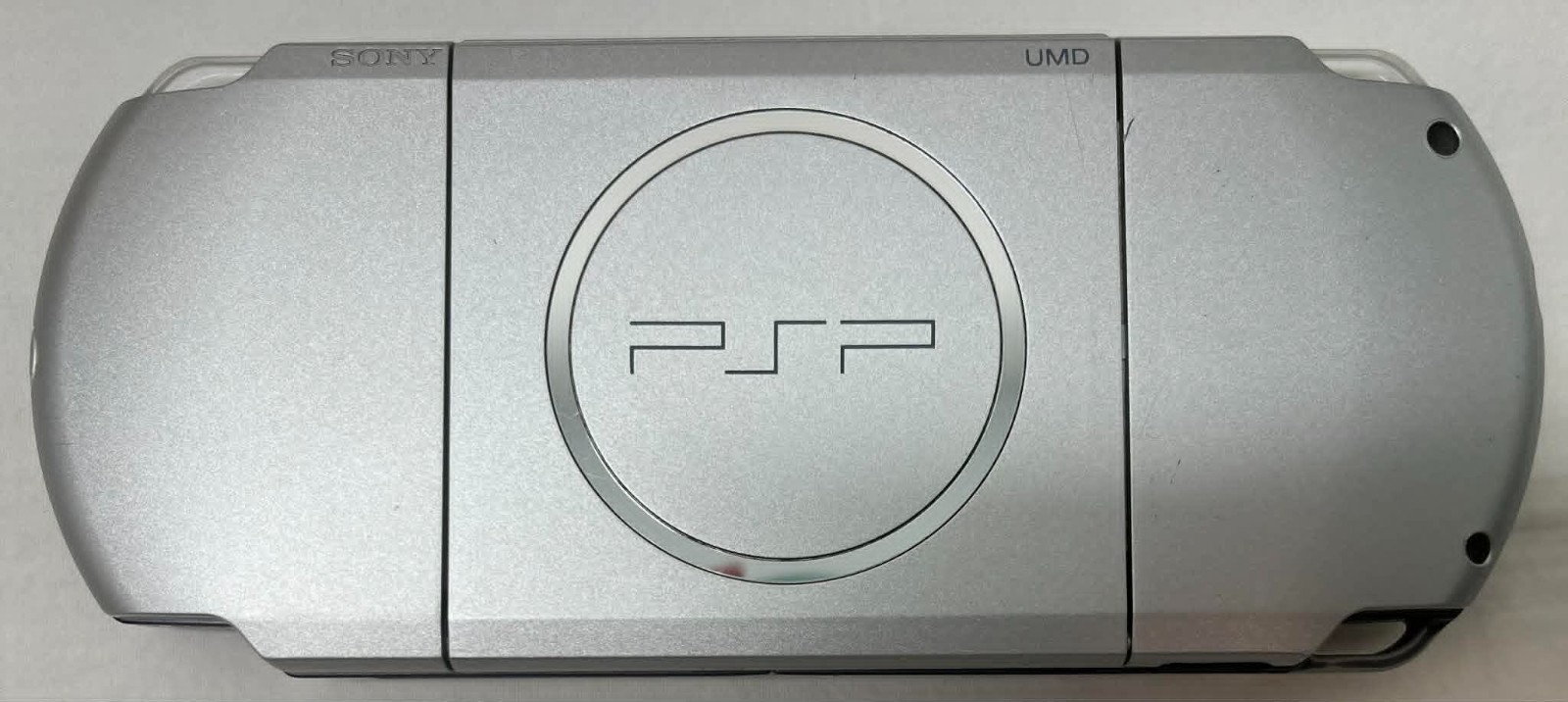 PSP3000 Mystic Silver / New Battery / Genuine Sony Charger / Region Free / 16 GB