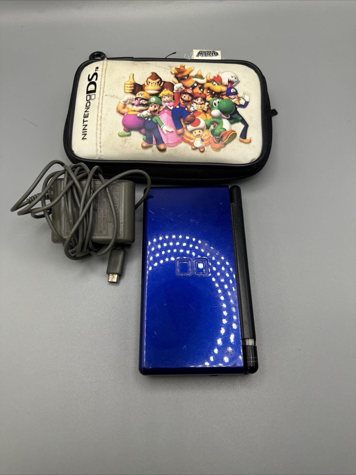 Working Nintendo DS Lite USG-001 Console w/ Case & Charger NO Stylus