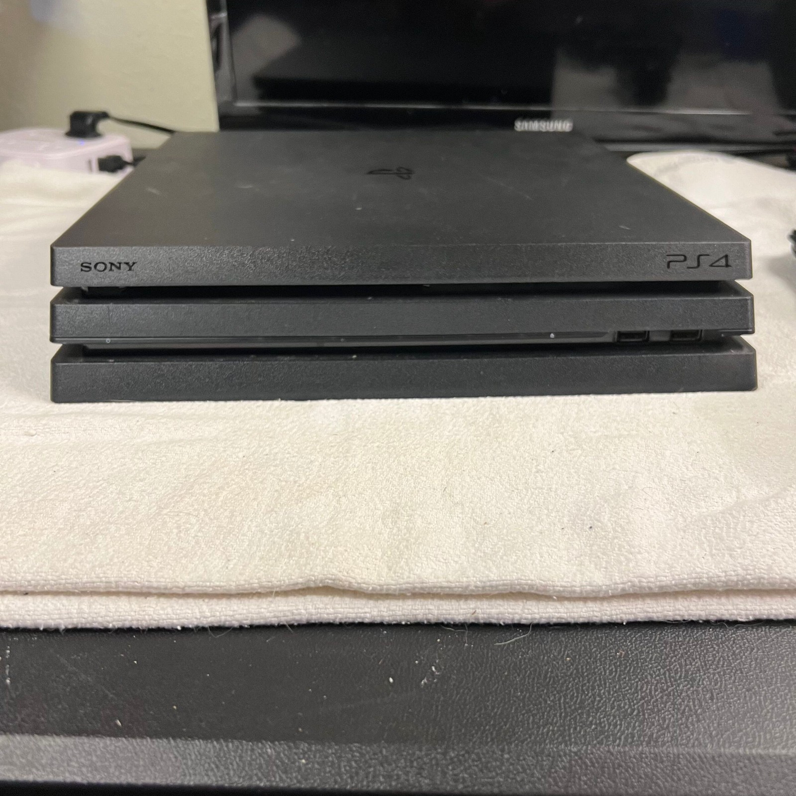 Sony PlayStation 4 Pro 1TB Console Black Bundle + 4 Games