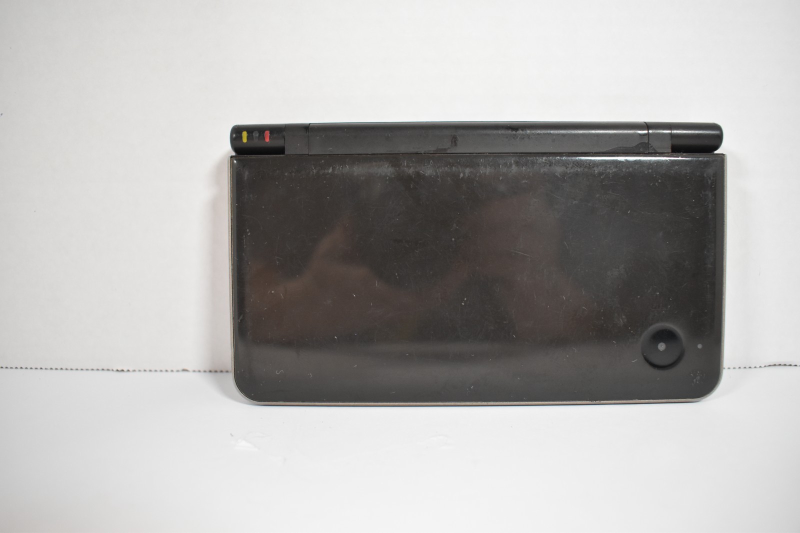 Nintendo UTL-001 DSi XL Bronze Handheld System – Bronze Tested – No Charger