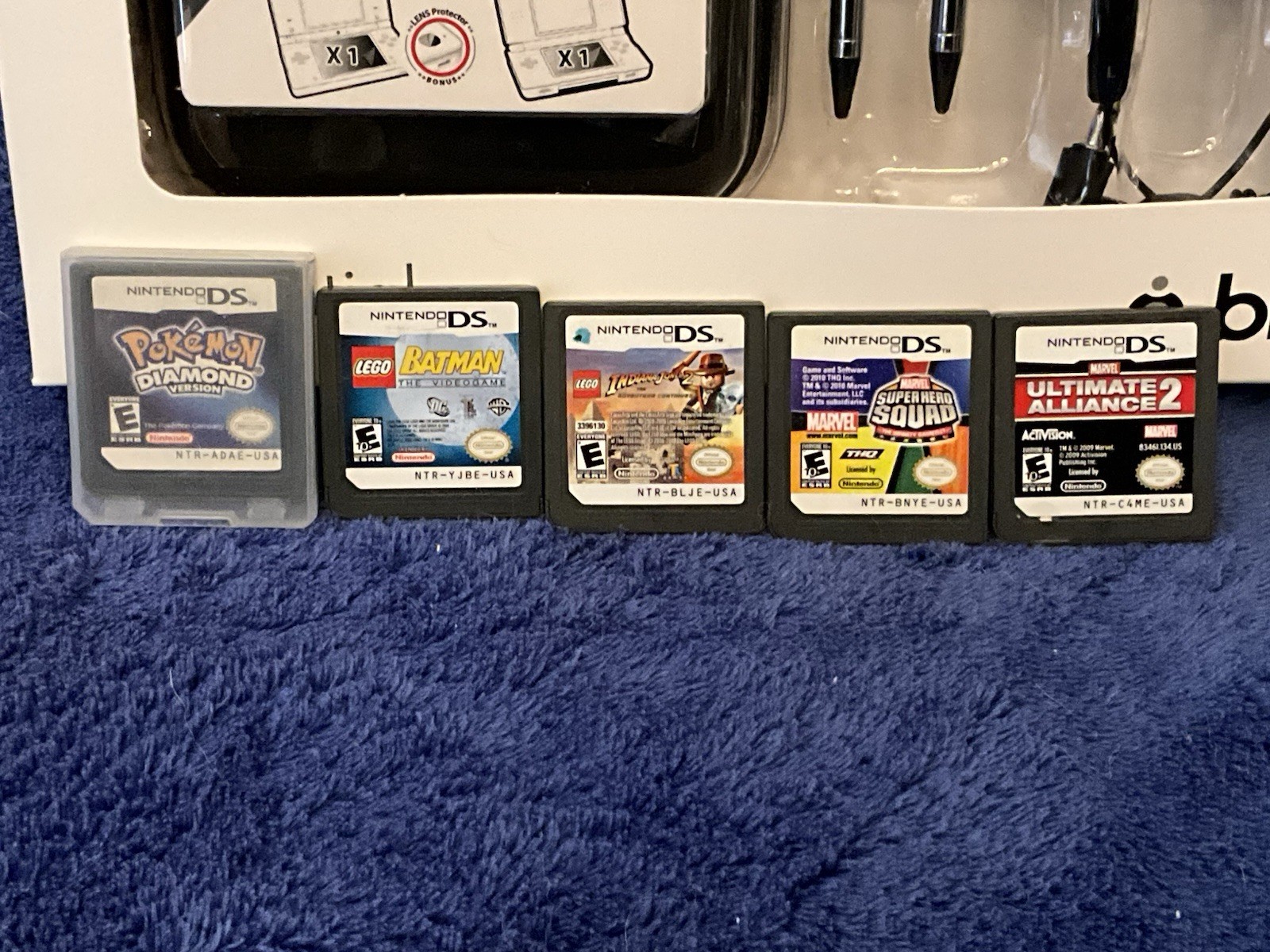 Nintendo DS Lite Black With Brand New Accessory Pack and 5 Games