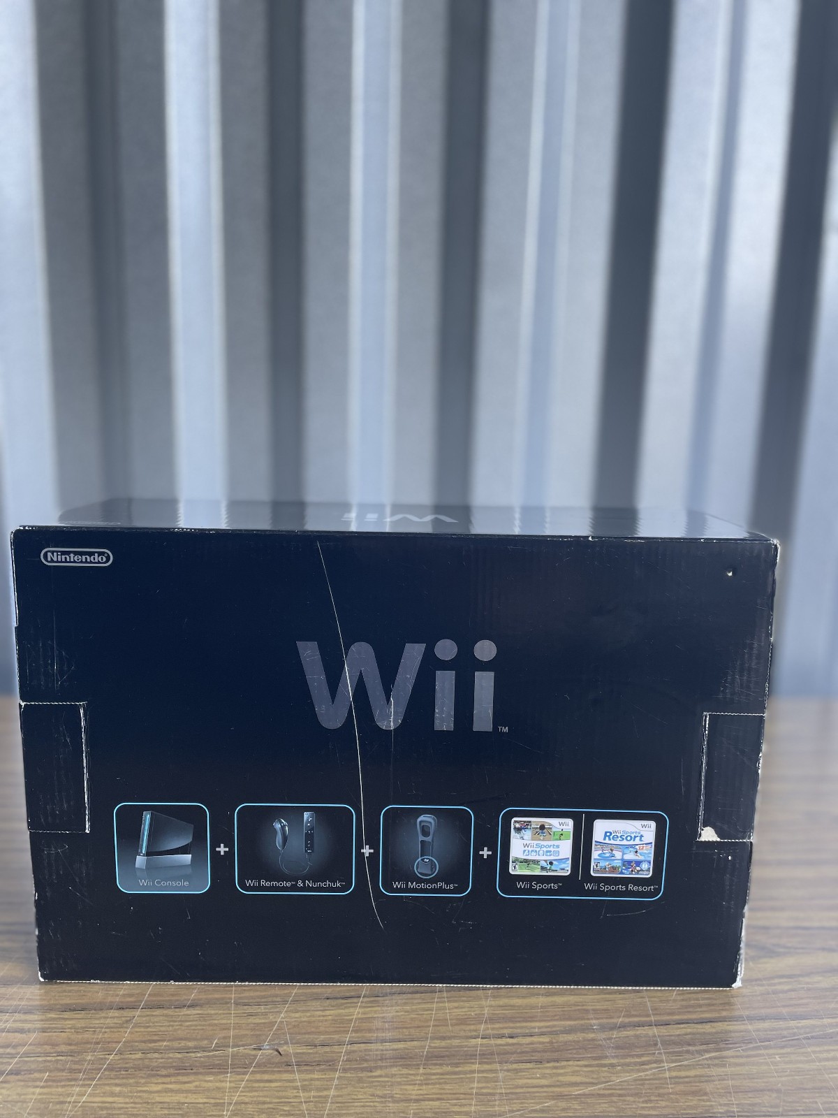 Nintendo Wii Black Console RVL-001 Wii Sports + Resorts Bundle Complete In Box