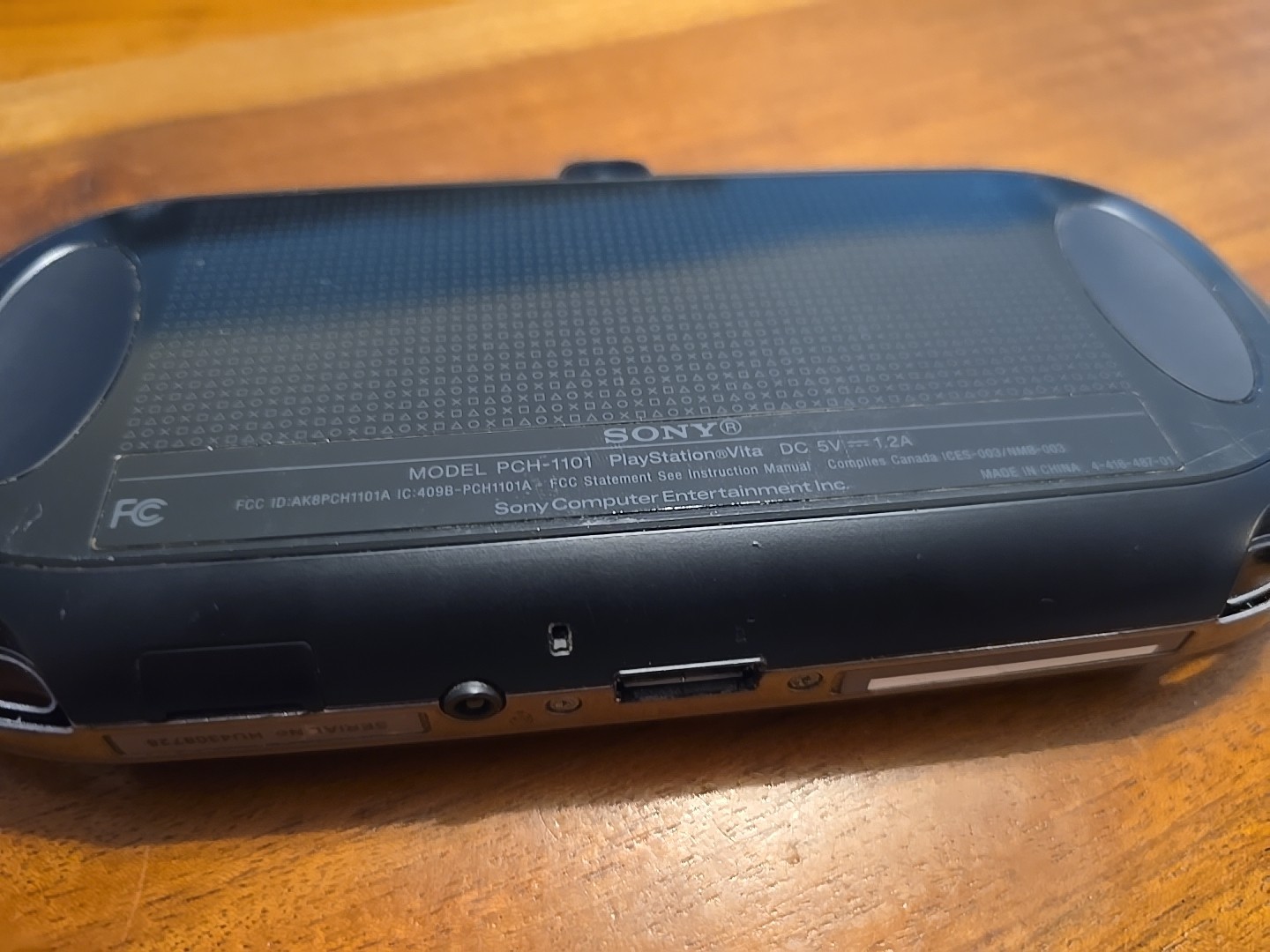 Sony PlayStation Vita Black Handheld System – w/ 64gb sd – Tested working great!