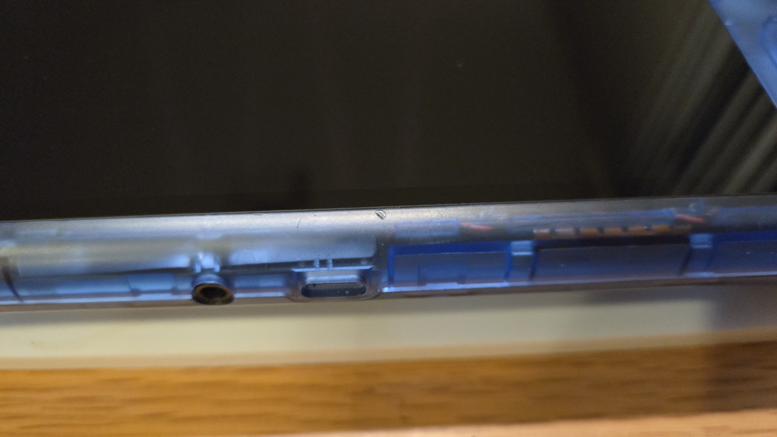 Ayn Odin 2 Max Clear Blue MAX (16GB 512GB) w/ Original Box (READ DESCRIPTION)