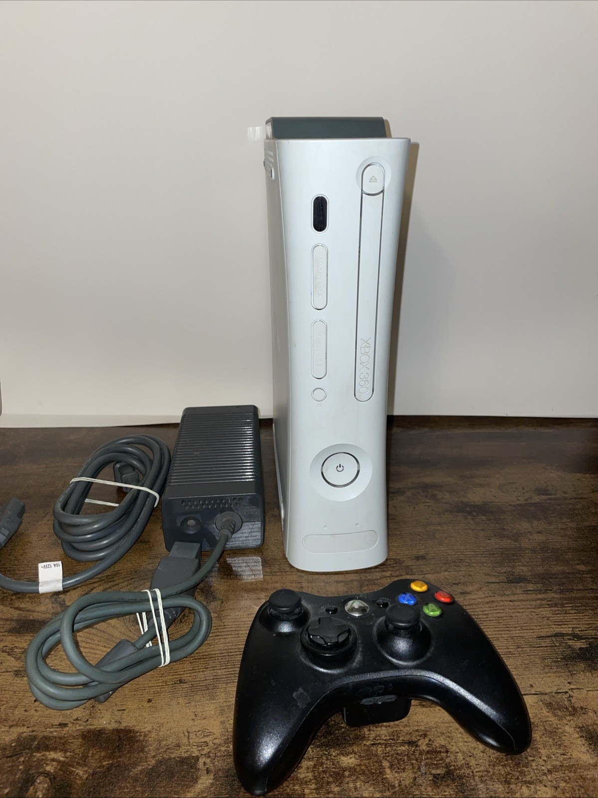 Microsoft Xbox 360 Console With OEM Controller Tested 320 Gb Hard Drive No Av