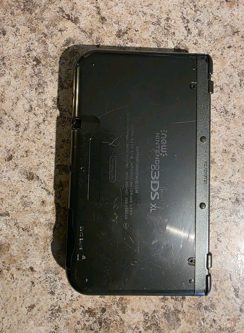 Nintendo “New” 3DS XL Metallic Gray / Black+charger.