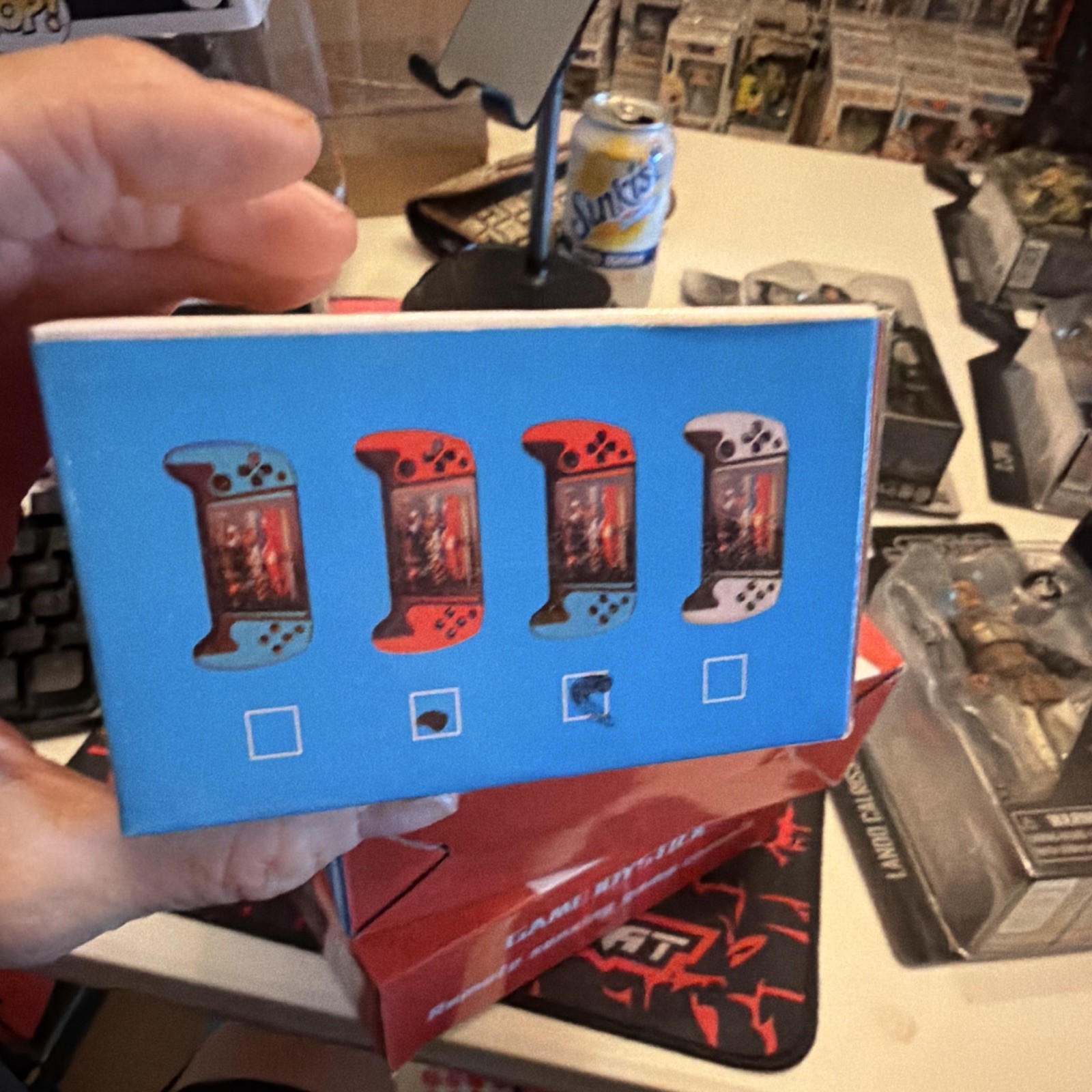 Q21 3.5 in Handheld Game Console, USB Rechargeable Battery, HD, Red/Blue