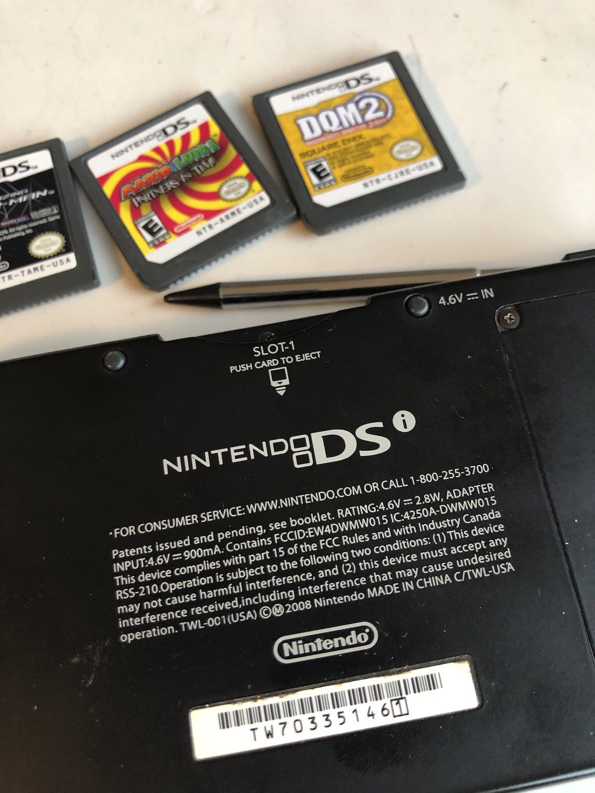Nintendo DSi Matte Black Video Game Console 4 Games Lot w/ Charger Dragon Quest