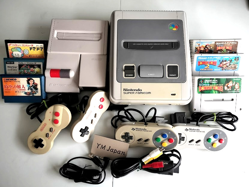Nintendo Super Famicom and New Famicom Console Set w/6 Games Japan Used