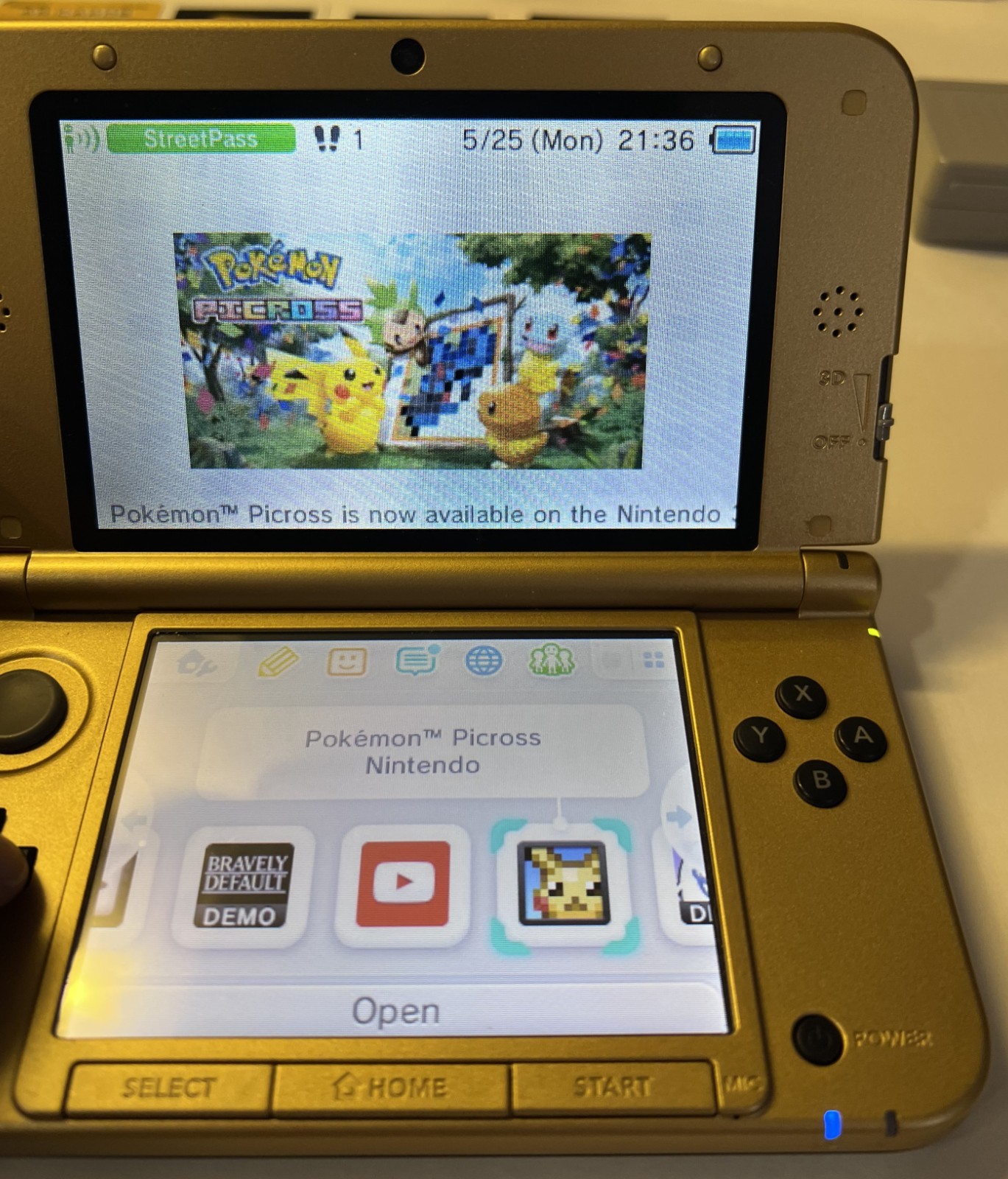 Nintendo 3DS XL Legend of Zelda Link Between Worlds Limited Edit CIB Gently Used
