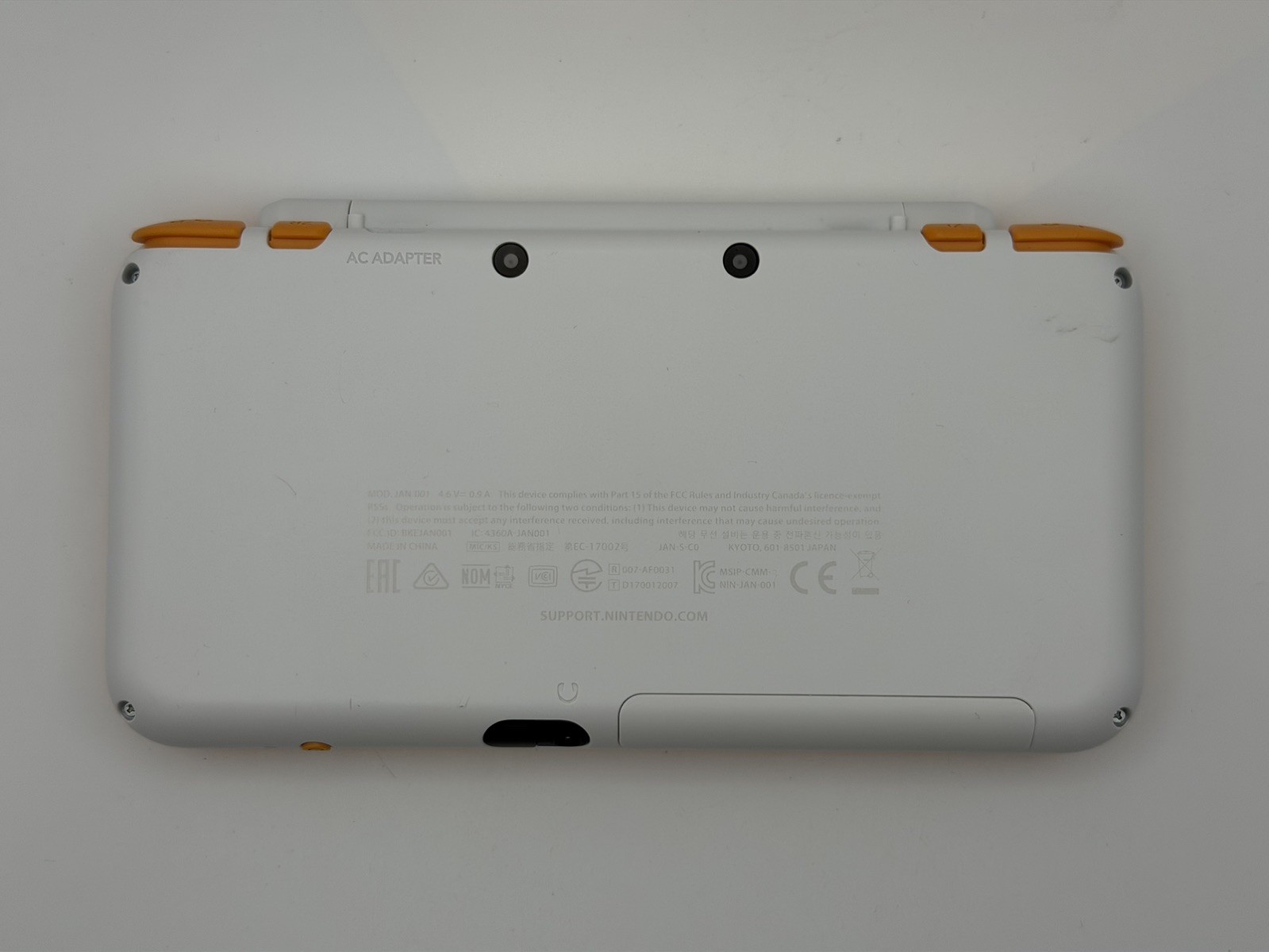 (USA) New Nintendo 2DS XL Console White/Orange – Tested 4GB SD Card with charger