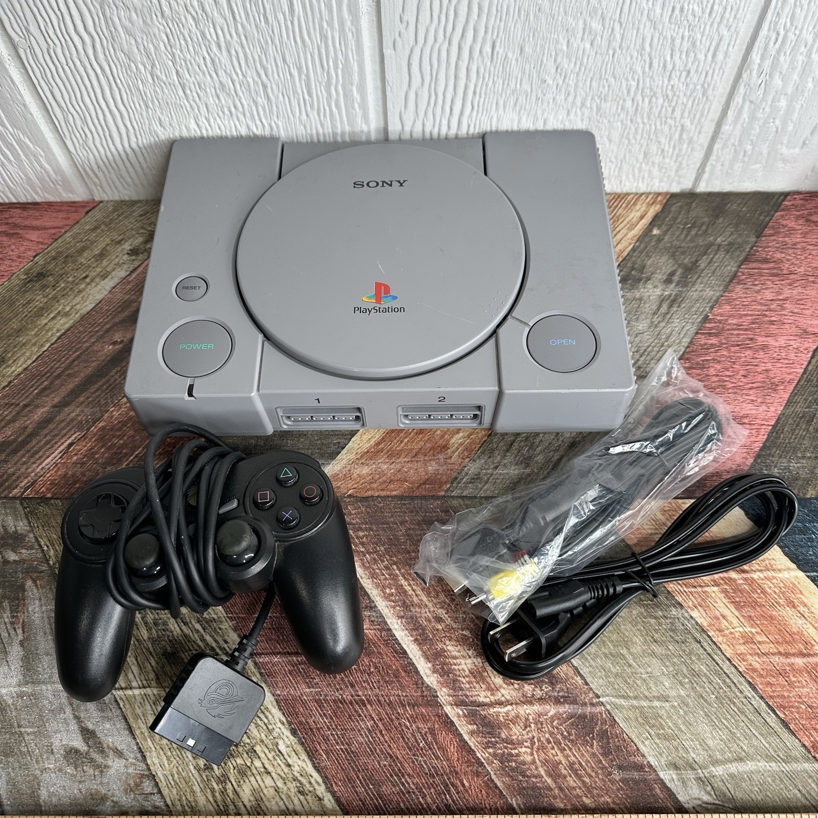 Sony PlayStation 1 PS1 Space Gray Console Gaming System SCPH-9001 & Controller