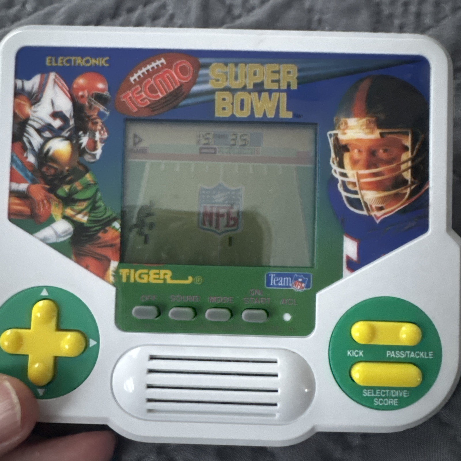 Tecmo Super Bowl Tiger Handheld *WORKS