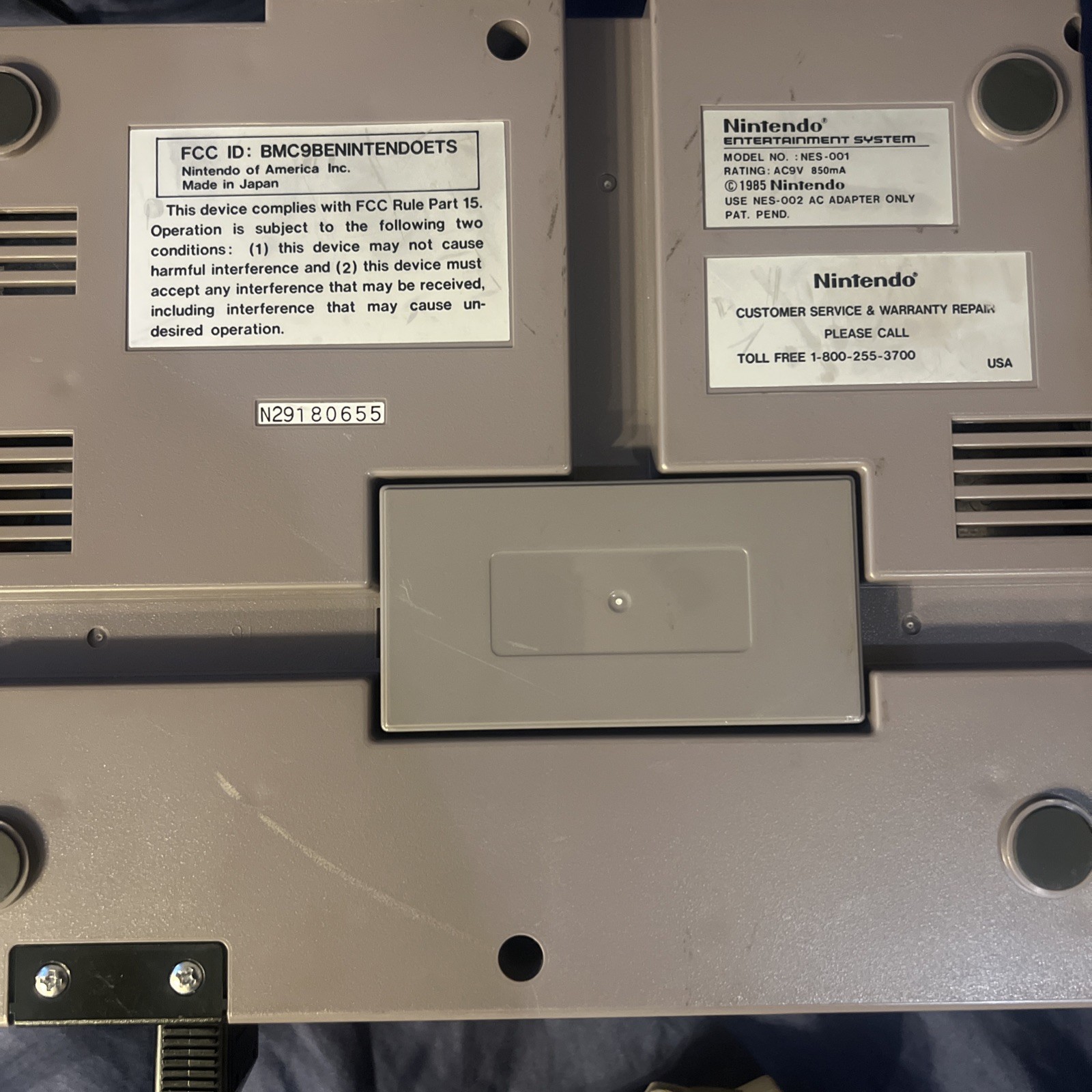 Nintendo Entertainment System Console Controller And Zapper Controller