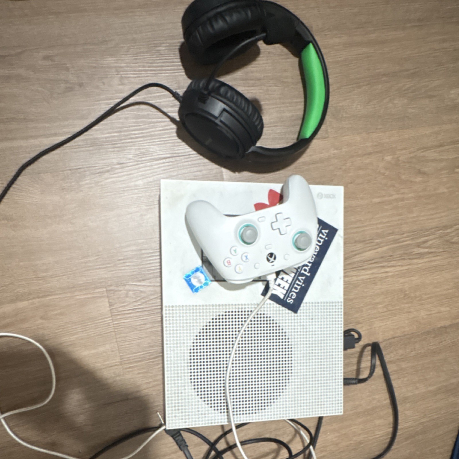 Microsoft Xbox One S White Console with Gamesir Controller and Headset