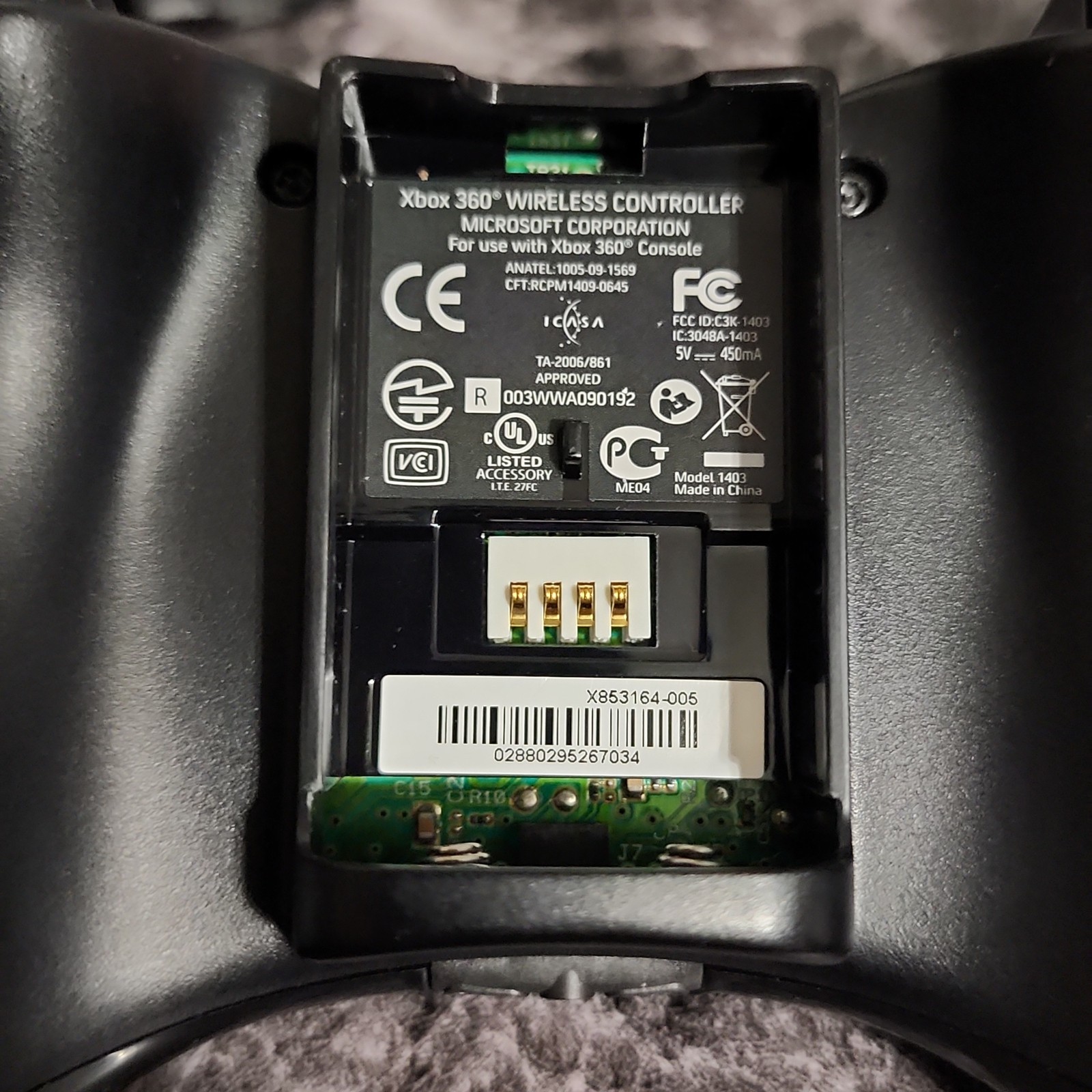 Microsoft Xbox 360 S 4GB Console Bundle Kinect Sensor 5 Games Tested Working OEM