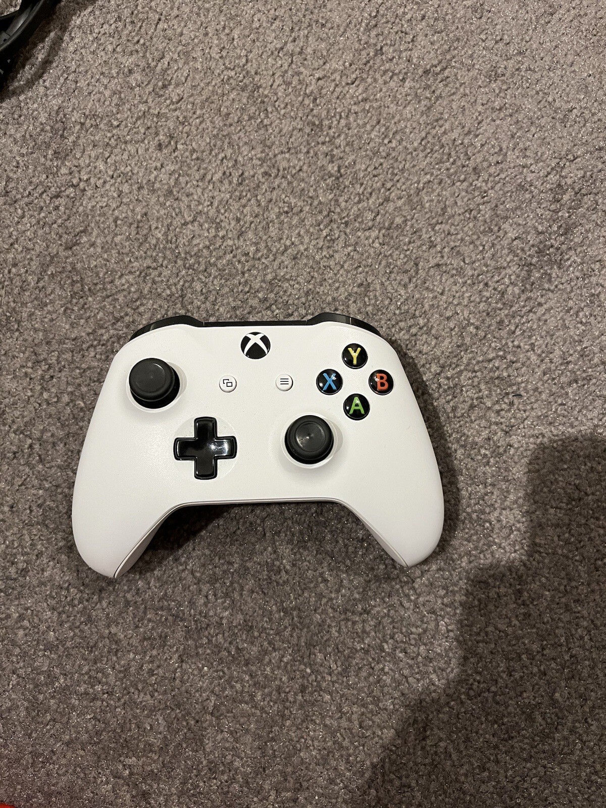 Microsoft Xbox One S Minecraft Favorites Bundle 500GB Game Console – White