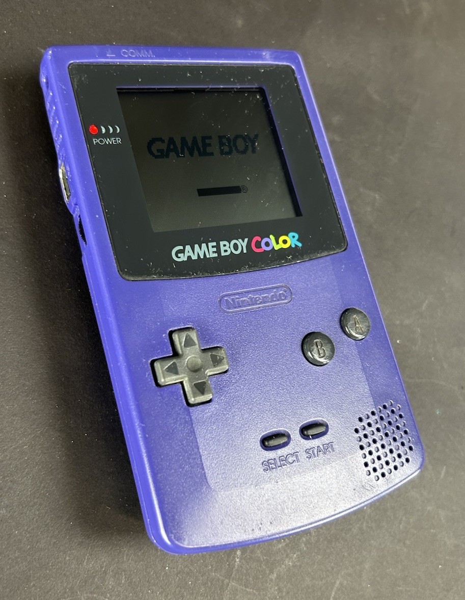 1998 Game Boy Color Grape CGB-001 Works