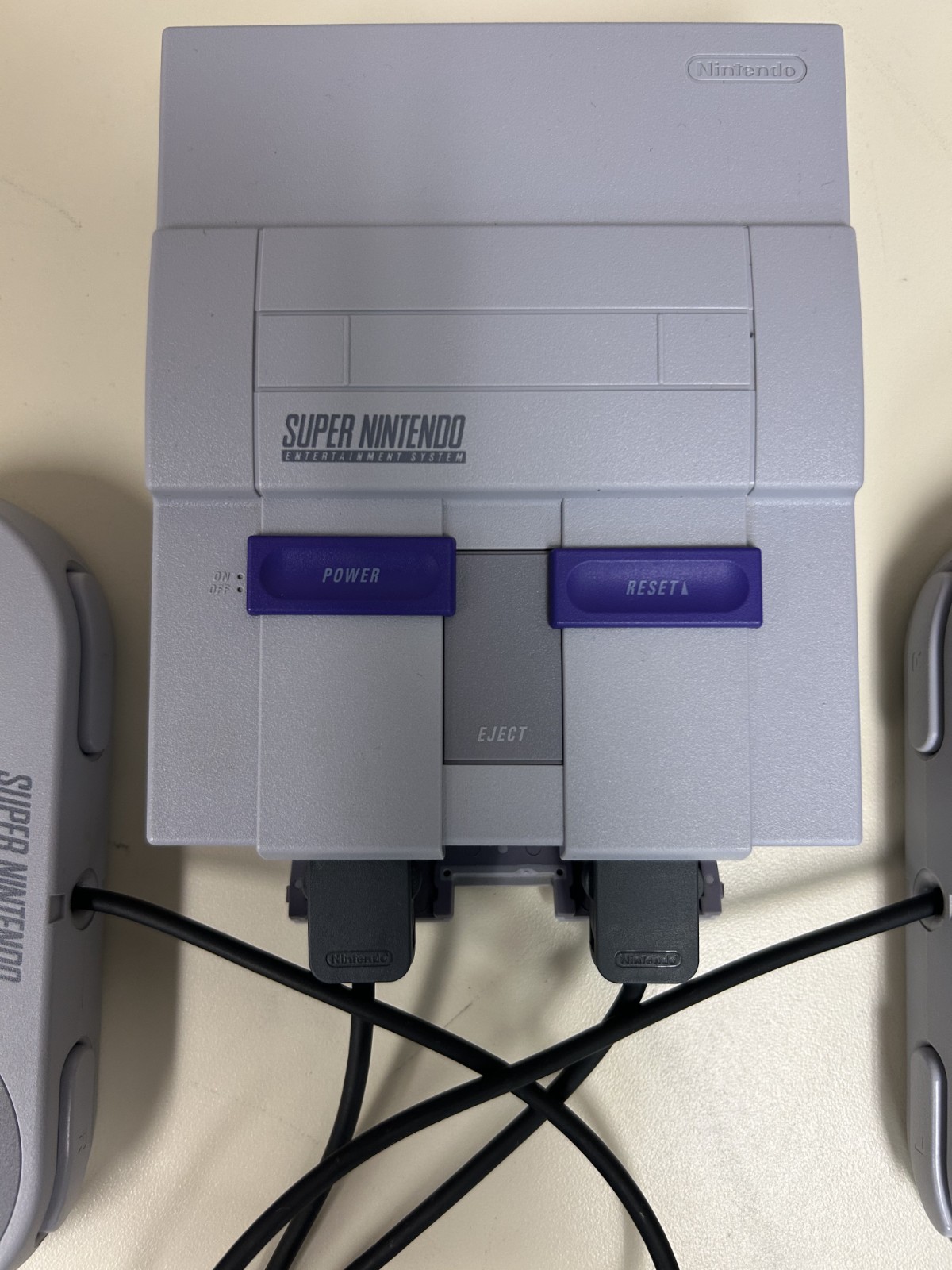 Nintendo SUPER NES MINI CLASSIC ED. CONSOLE w/23 installed games, 2 cont, cables