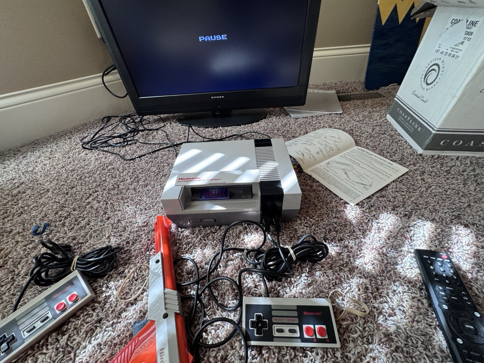 1988 Nintendo NES Console With 5 Games