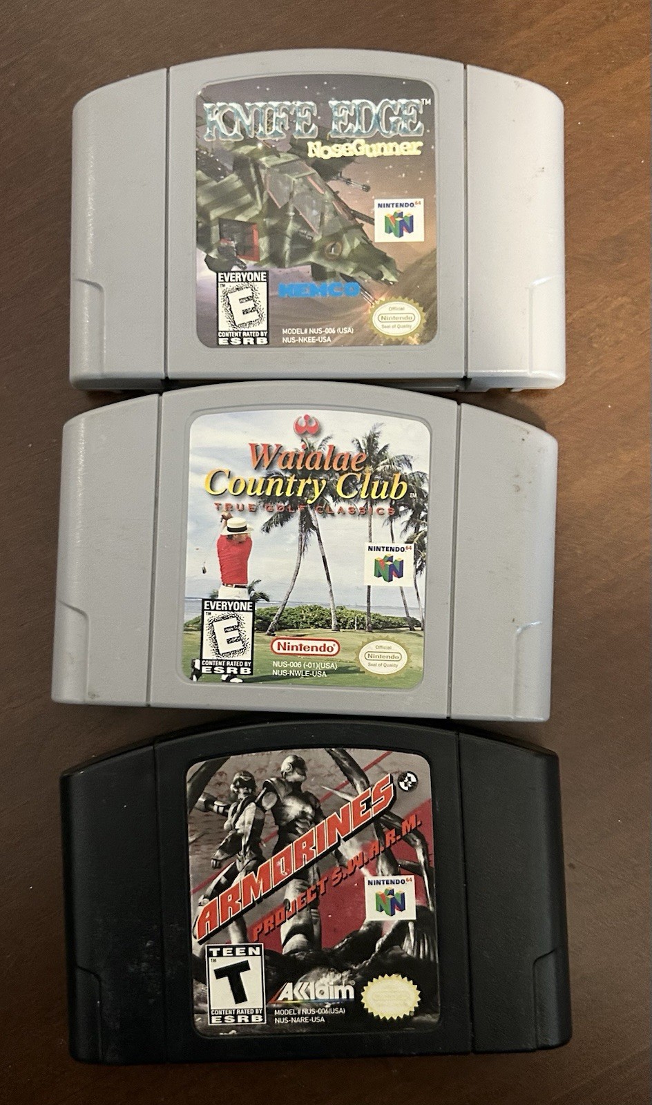Nintendo 64 N64 Console Bundle 2 Controllers, 3 Games