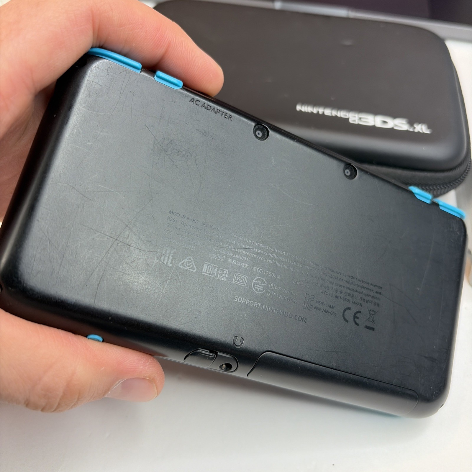 Nintendo 2DS XL Console – Black/Turquoise W Charger Case Stylus US Model