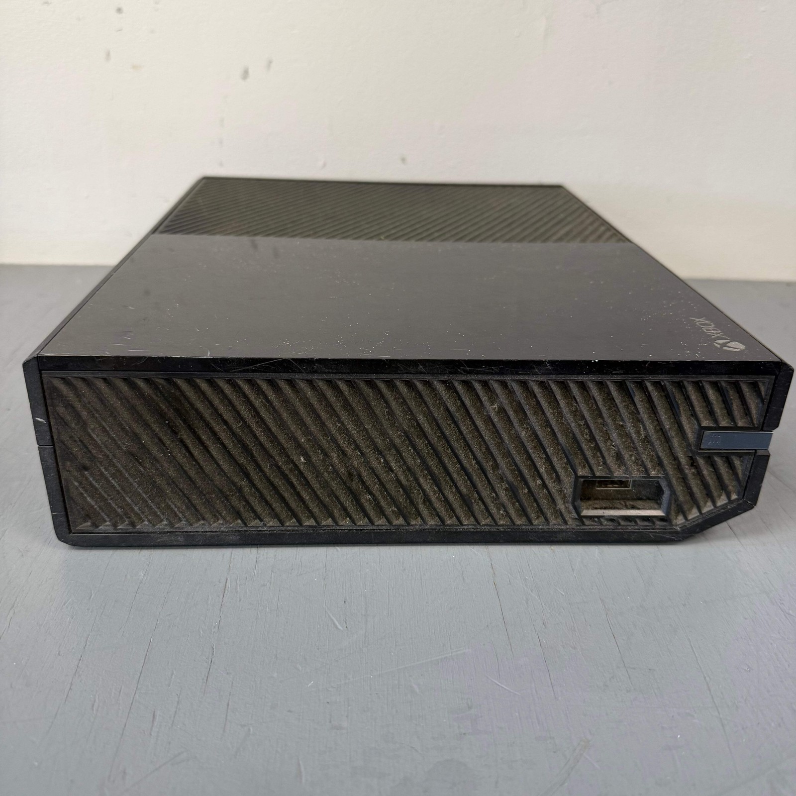 Microsoft Xbox One 500GB Console Gaming System Only Black 1540