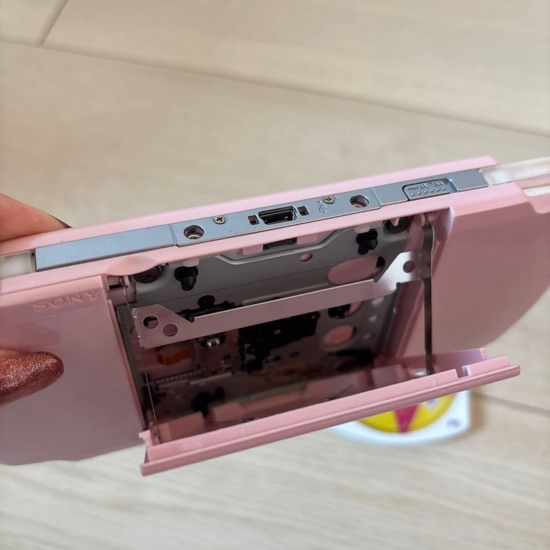 PSP Sony Psp Body Pink With 4Gb Memory Stick Japan