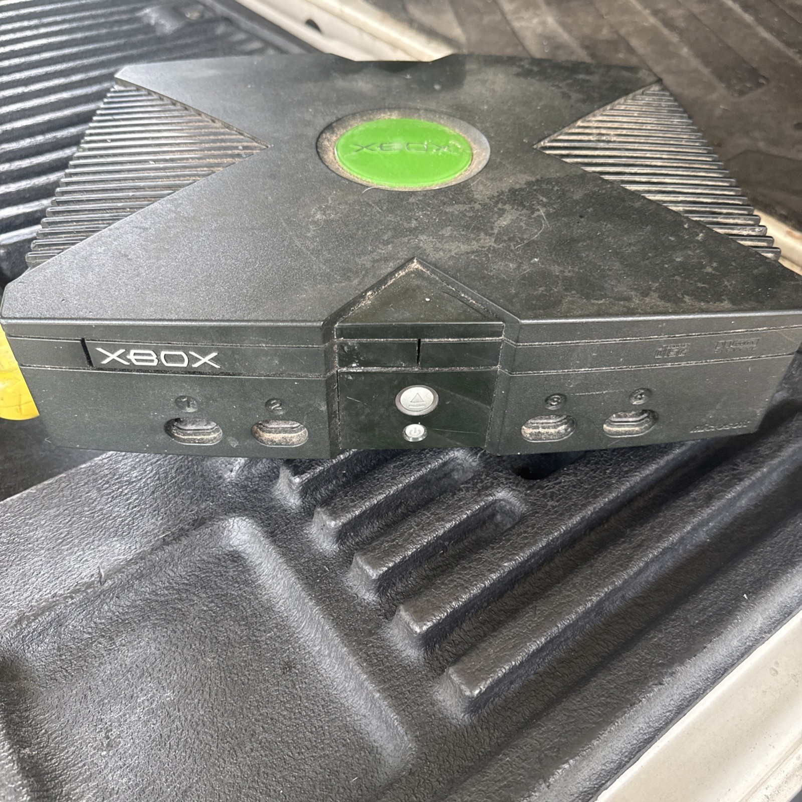 Microsoft Original Xbox (v1.6) Working. Tested by seller.