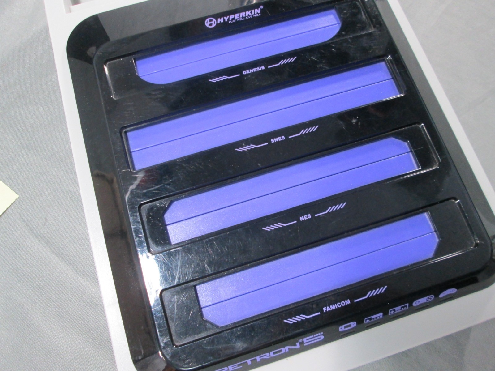 Hyperkin RETRON 5 Console UNTESTED For PARTS NES SNES GBA Famicom Genesis