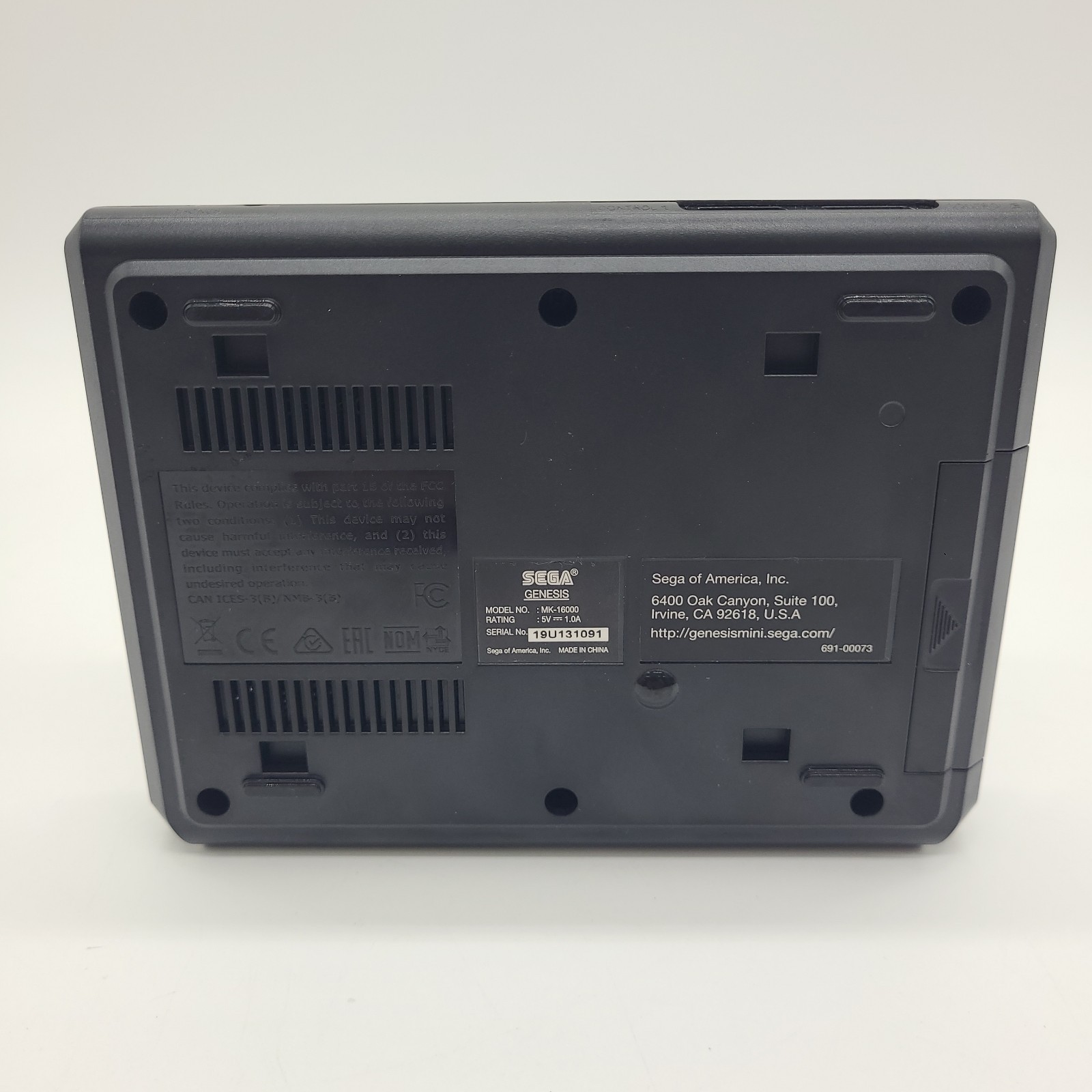 SEGA Genesis Mini Home Game Console – Black With The Box Tested