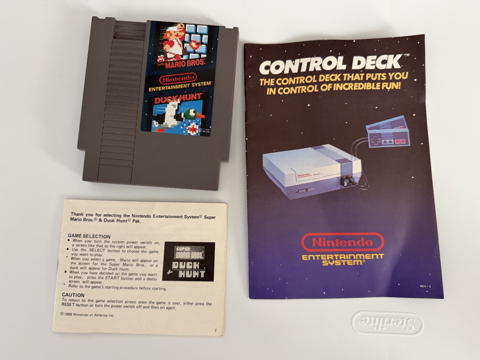 Nintendo Entertainment System NES Home Console – Gray
