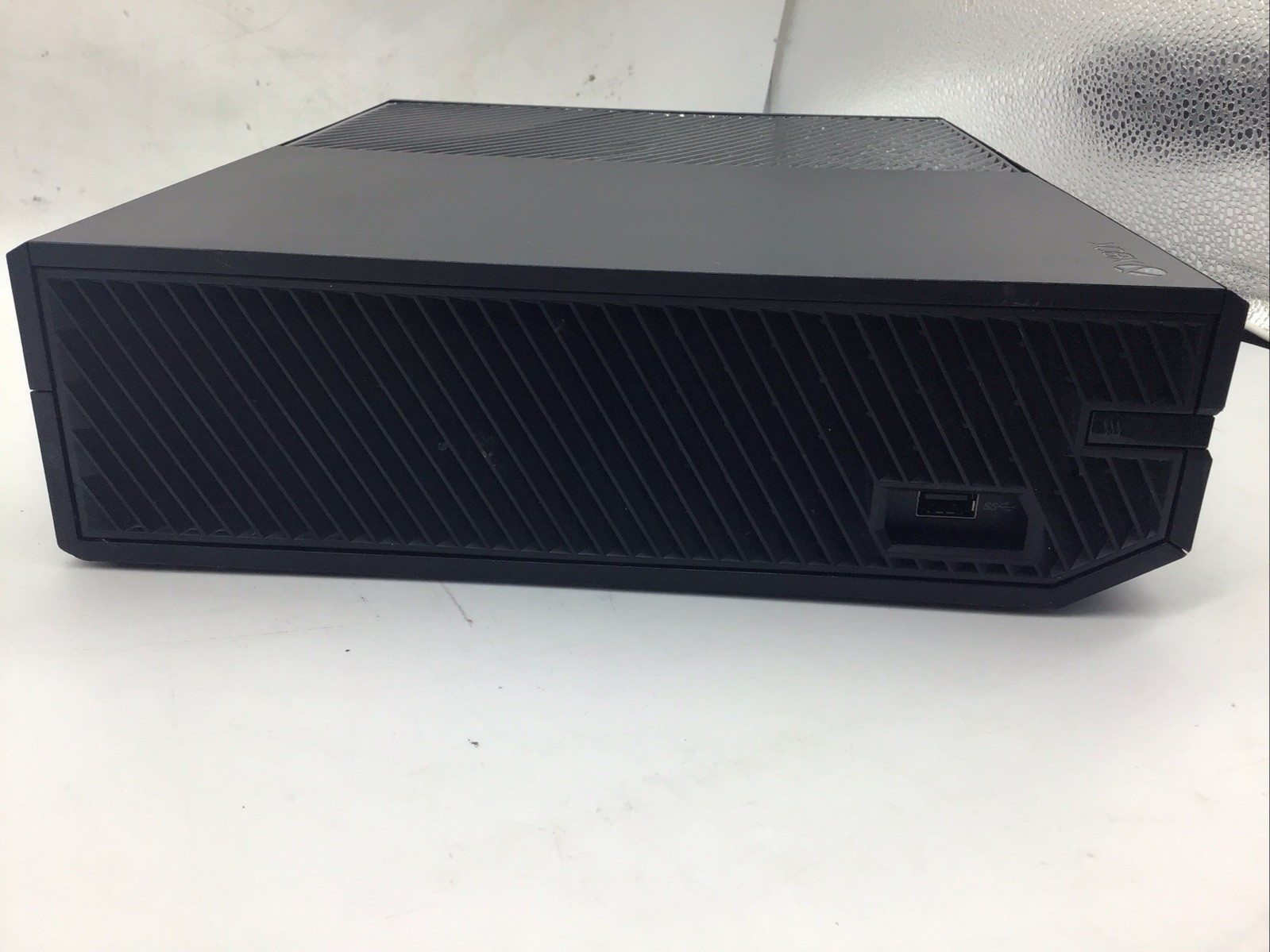 Microsoft Xbox One Model 1540 Original Base Console 500GB Storage Reset Read