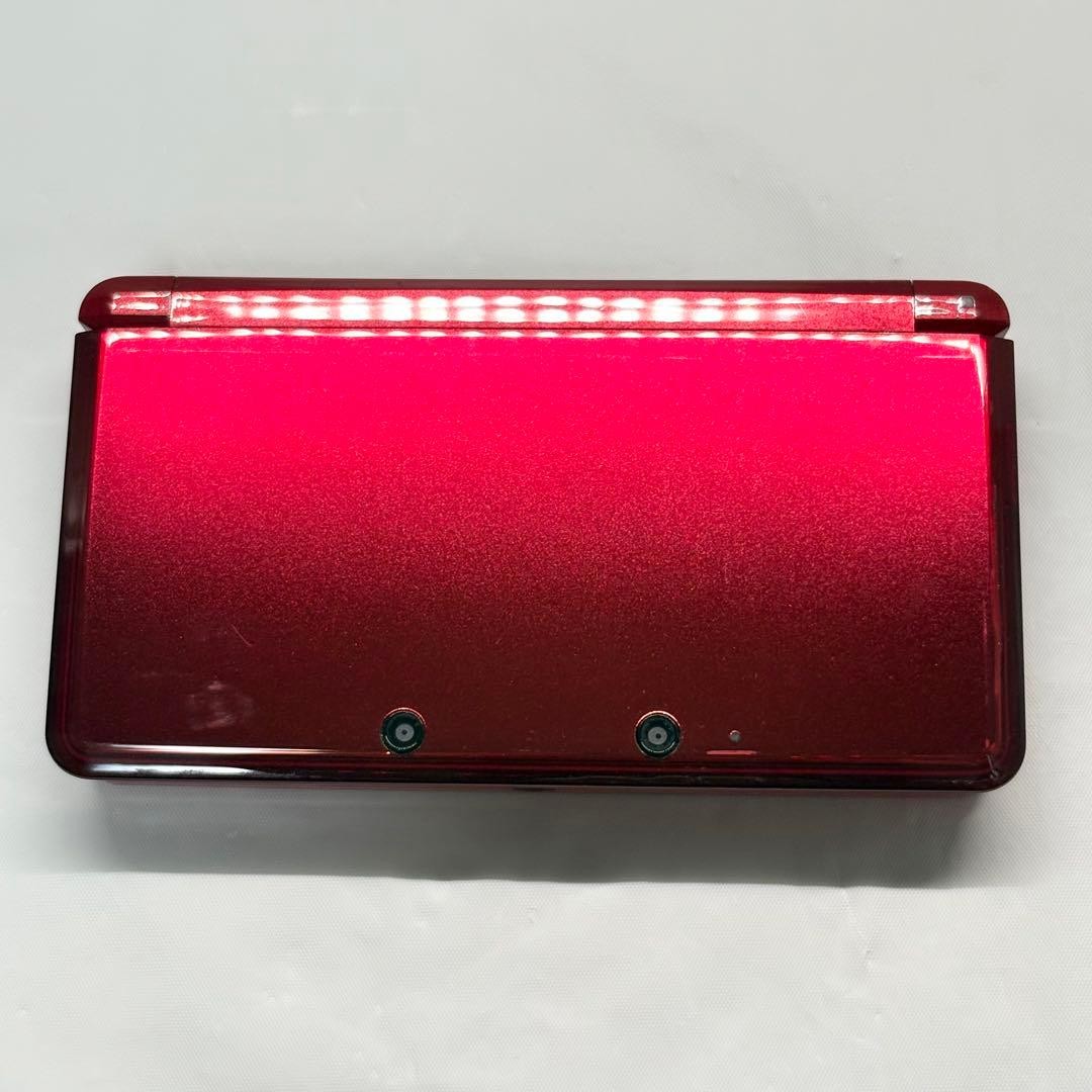 Nintendo 3DS Flare Red with compatible charger and SD card, confiRMed working.
