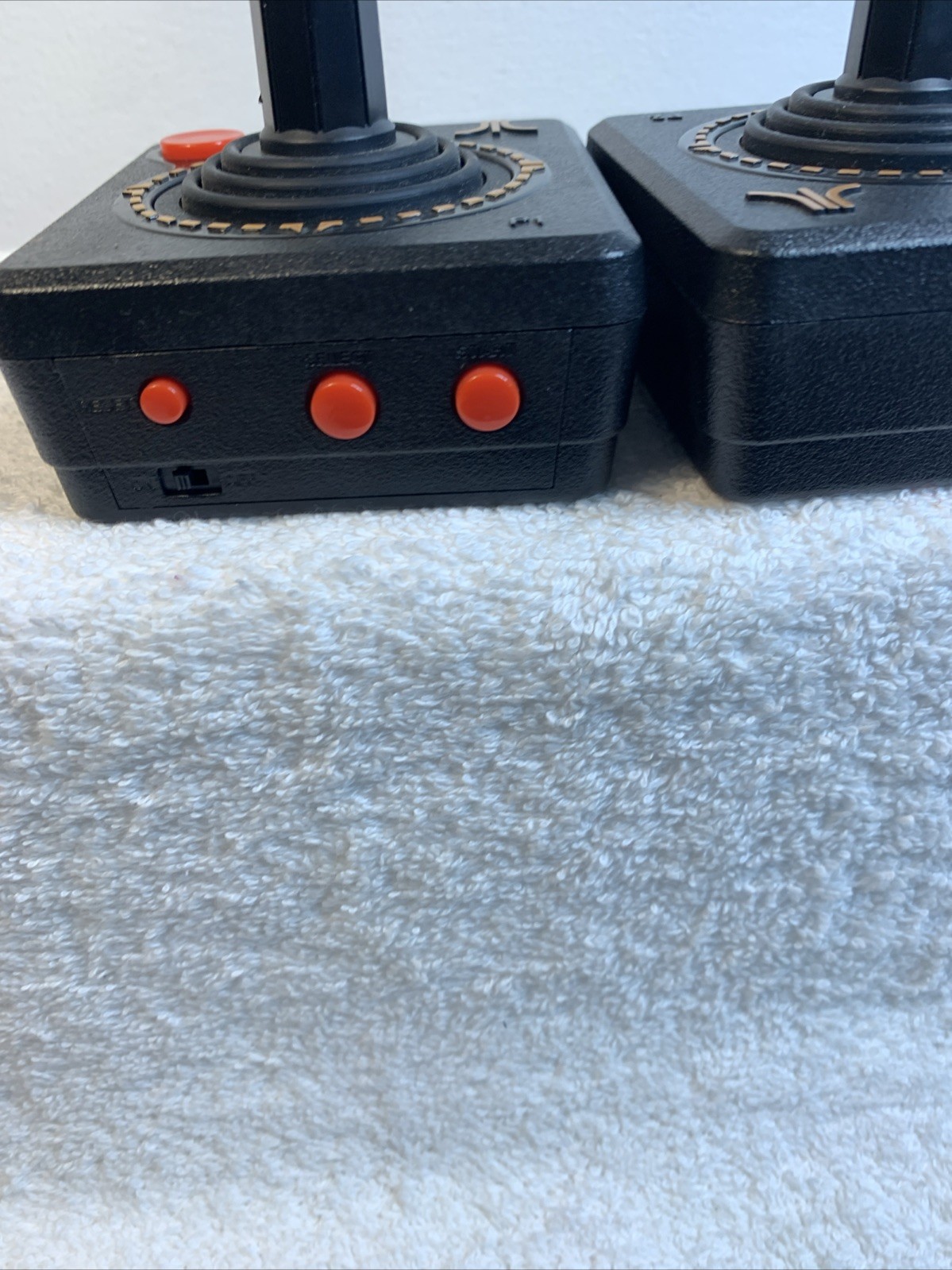Atari Flashback 4 Classic Game Console Special Edition 76 Built-In Games Tested