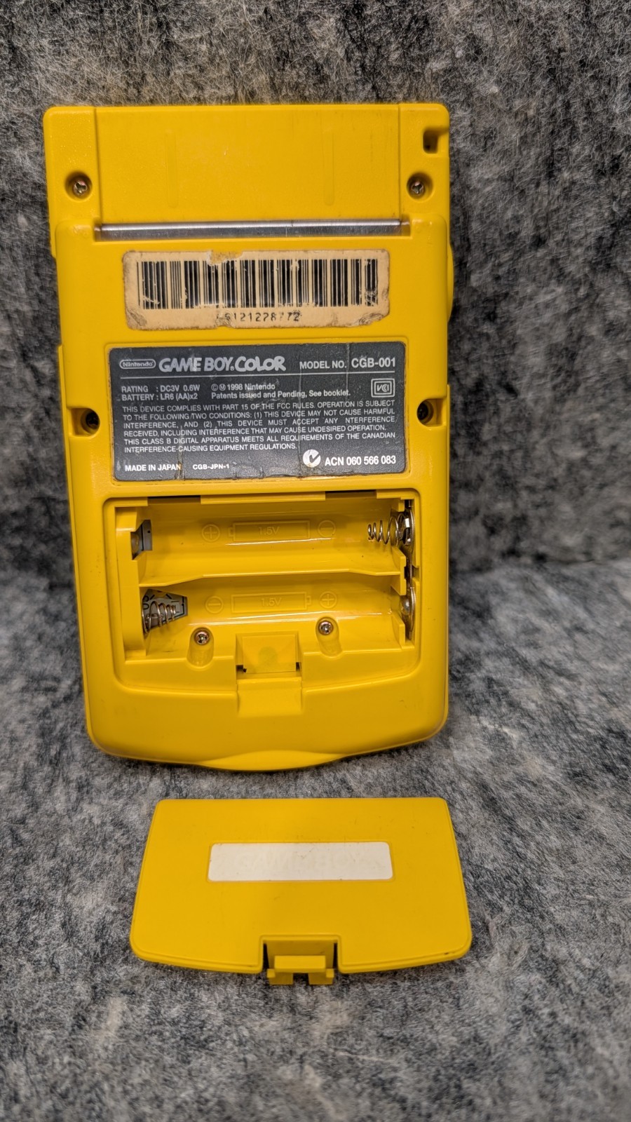 Nintendo Game Boy Color Handheld Console CGB-001 GBC Dandelion Yellow Bundle