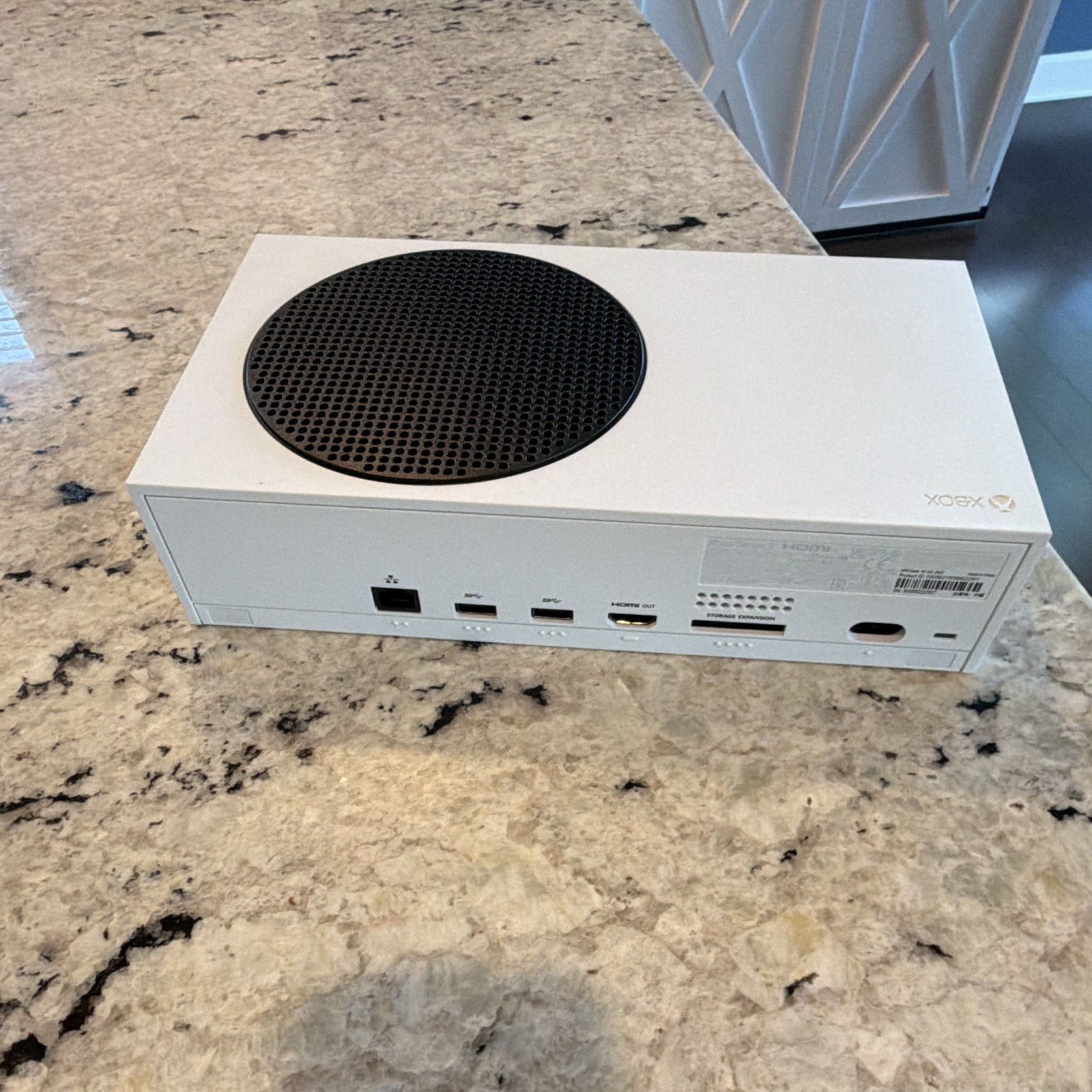 Microsoft Xbox Series S 512GB White 1440p Wi‑Fi Console w/ Controller, HDMI