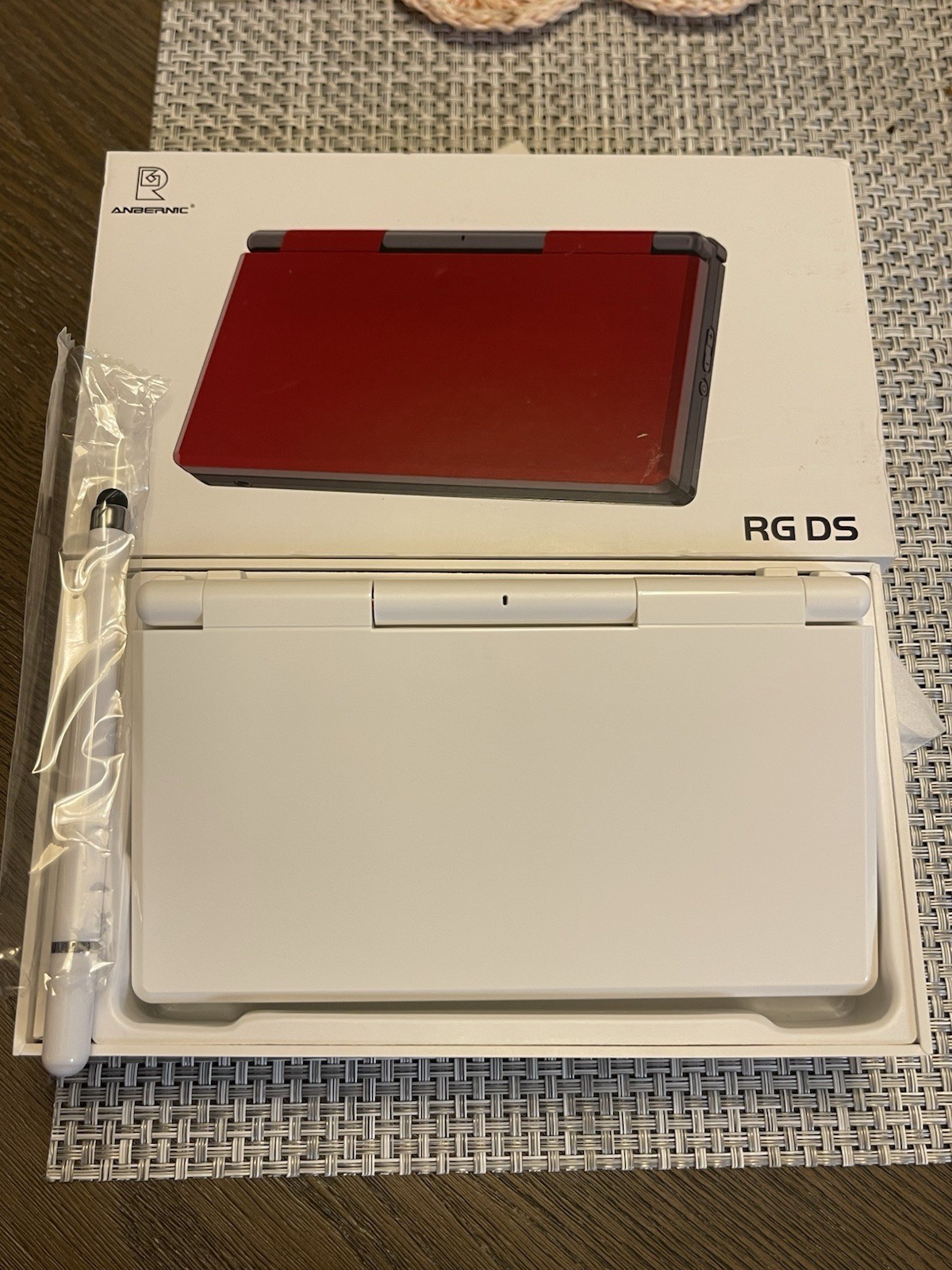 Anbernic RG DS Polar White Handheld Game Console 64GB SD Card, GAMES LOADED