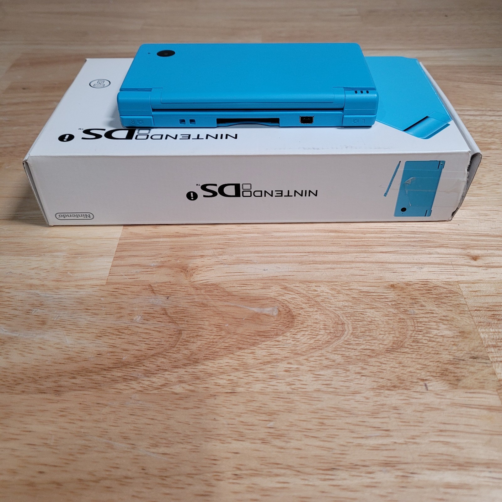 Nintendo DSi Light Blue Console CIB Complete in Box Matching Serial – Tested