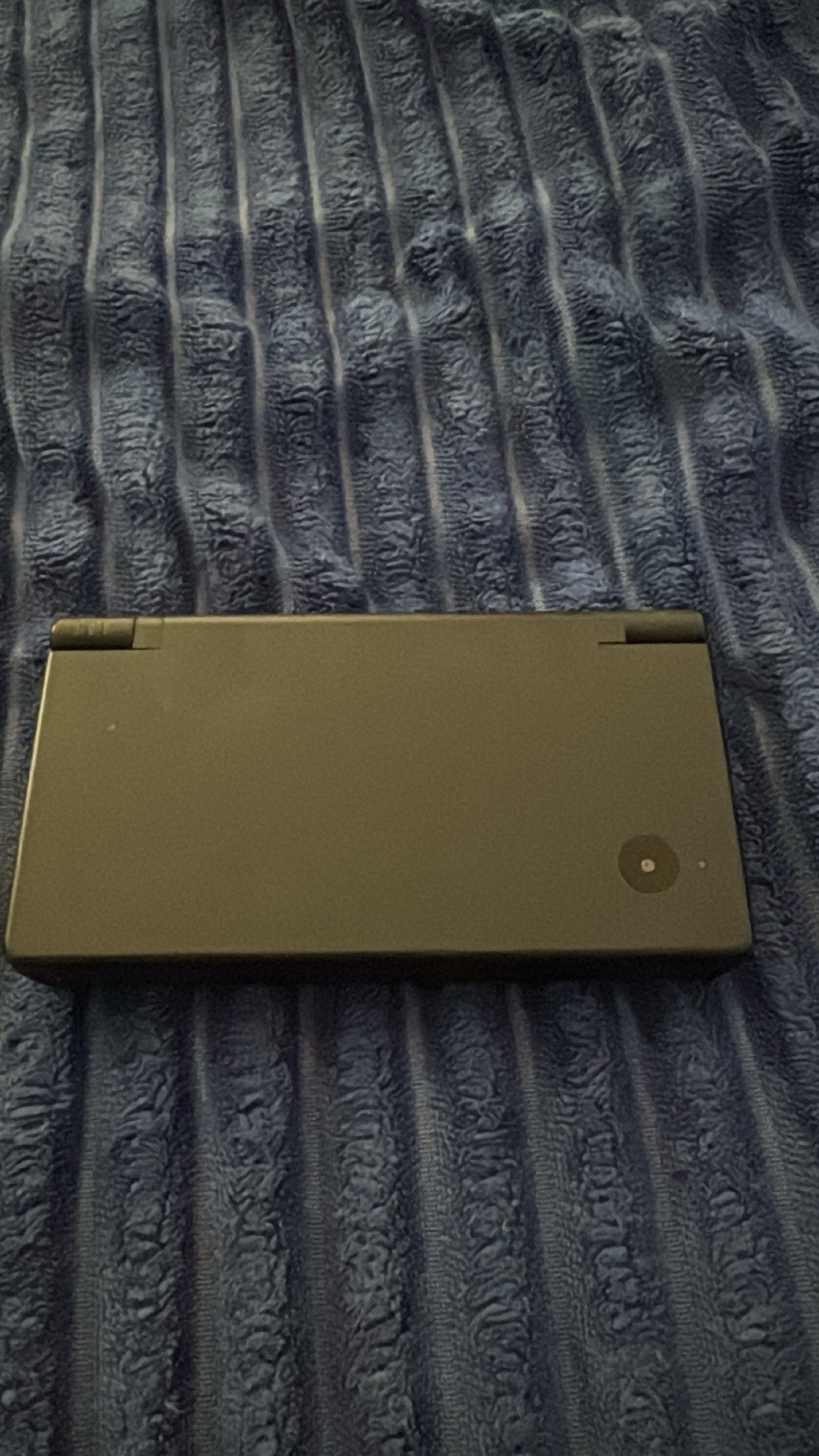 Nintendo DSi Launch Edition Black Handheld System 256mb ( megabytes ) W/ 8 Games