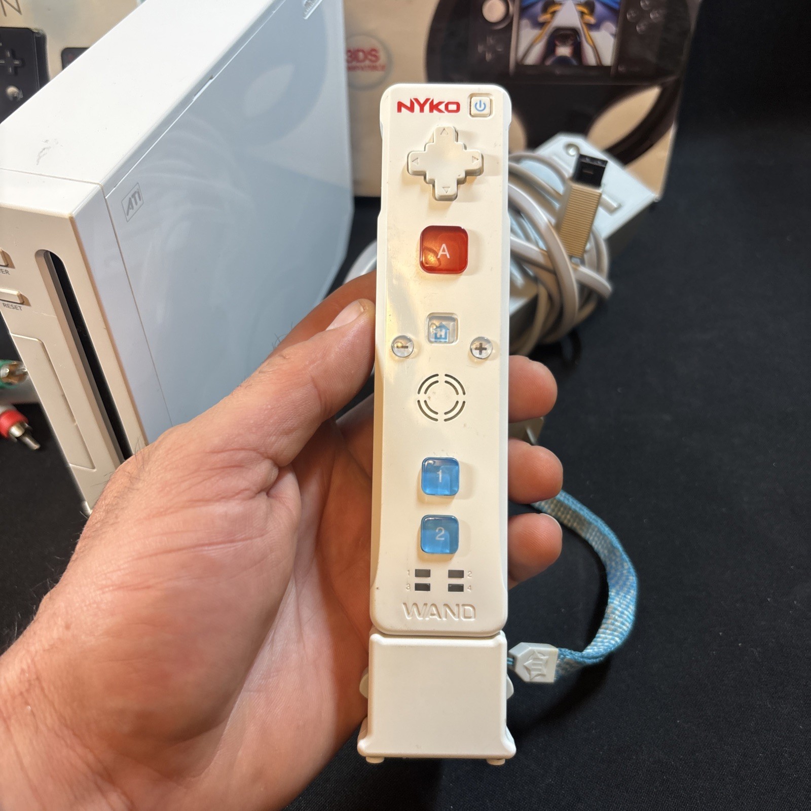 Nintendo Wii RVL-001 512 MB Home Console – White SEE DETAILS
