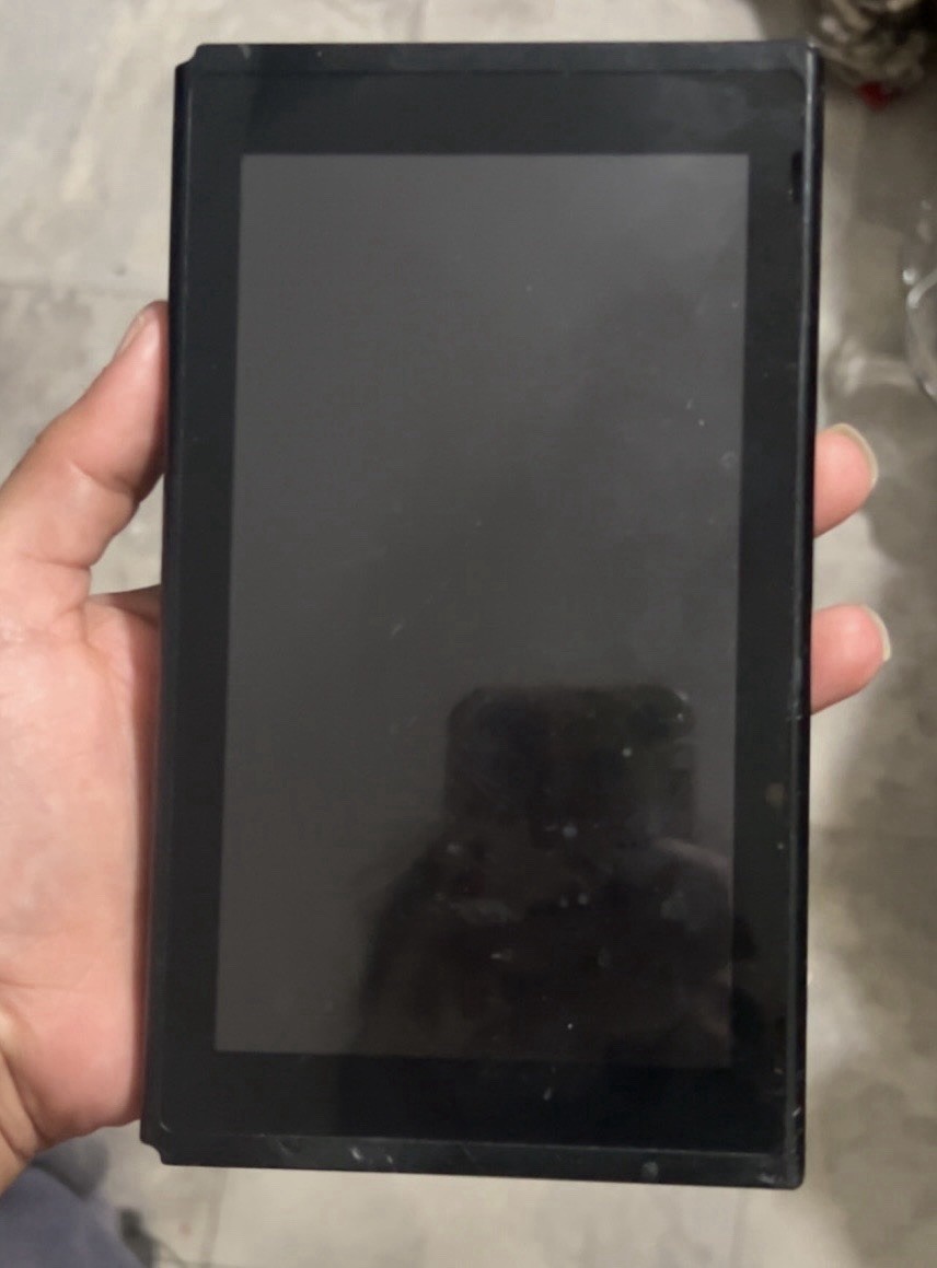 Nintendo Switch HAC-001 Tablet Console Black 32GB 720p HD Wi-Fi USB-C