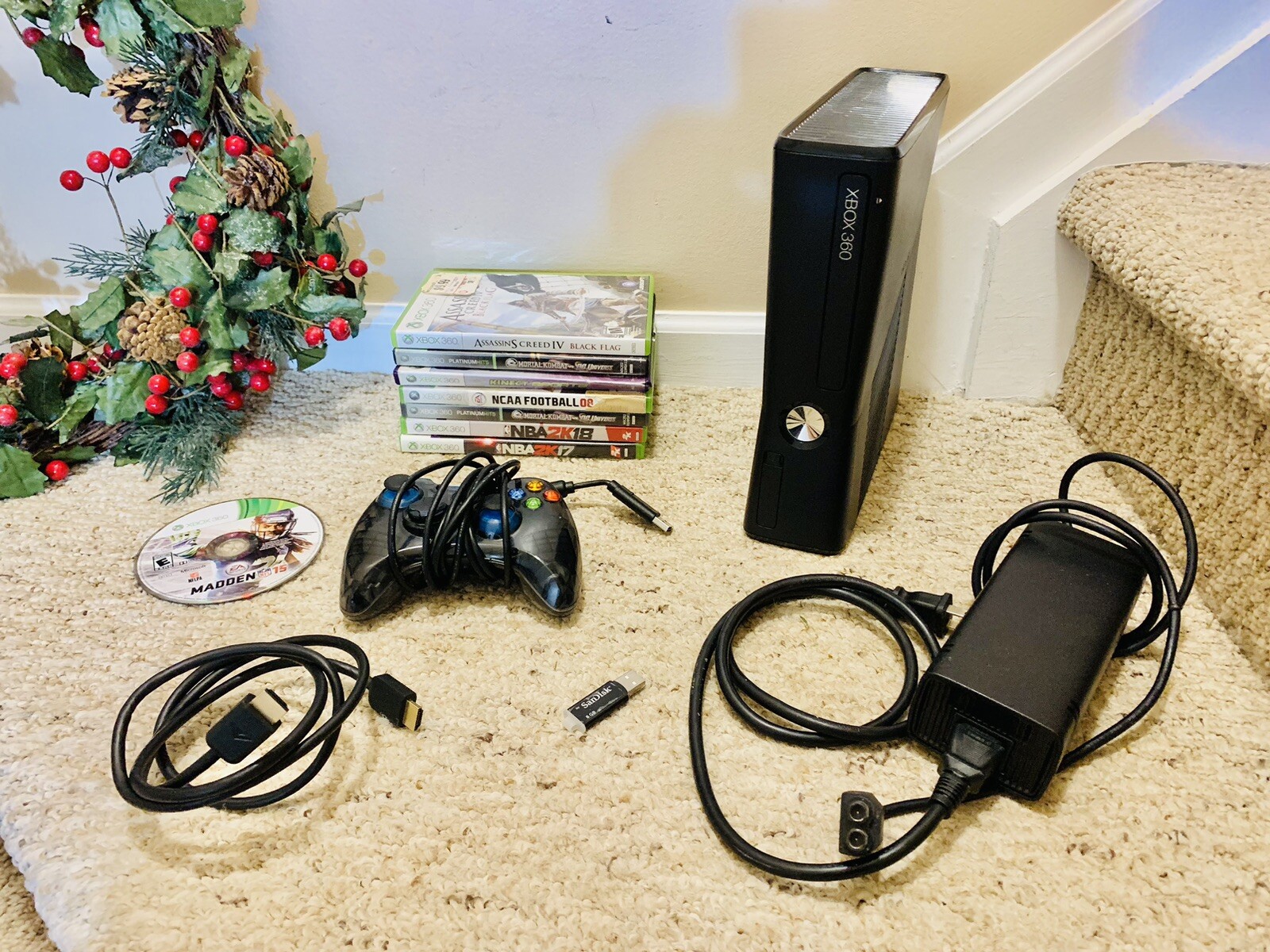 Microsoft Xbox 360 S Slim Console #1439 8MB Black Controller AC Power + 8 Games!
