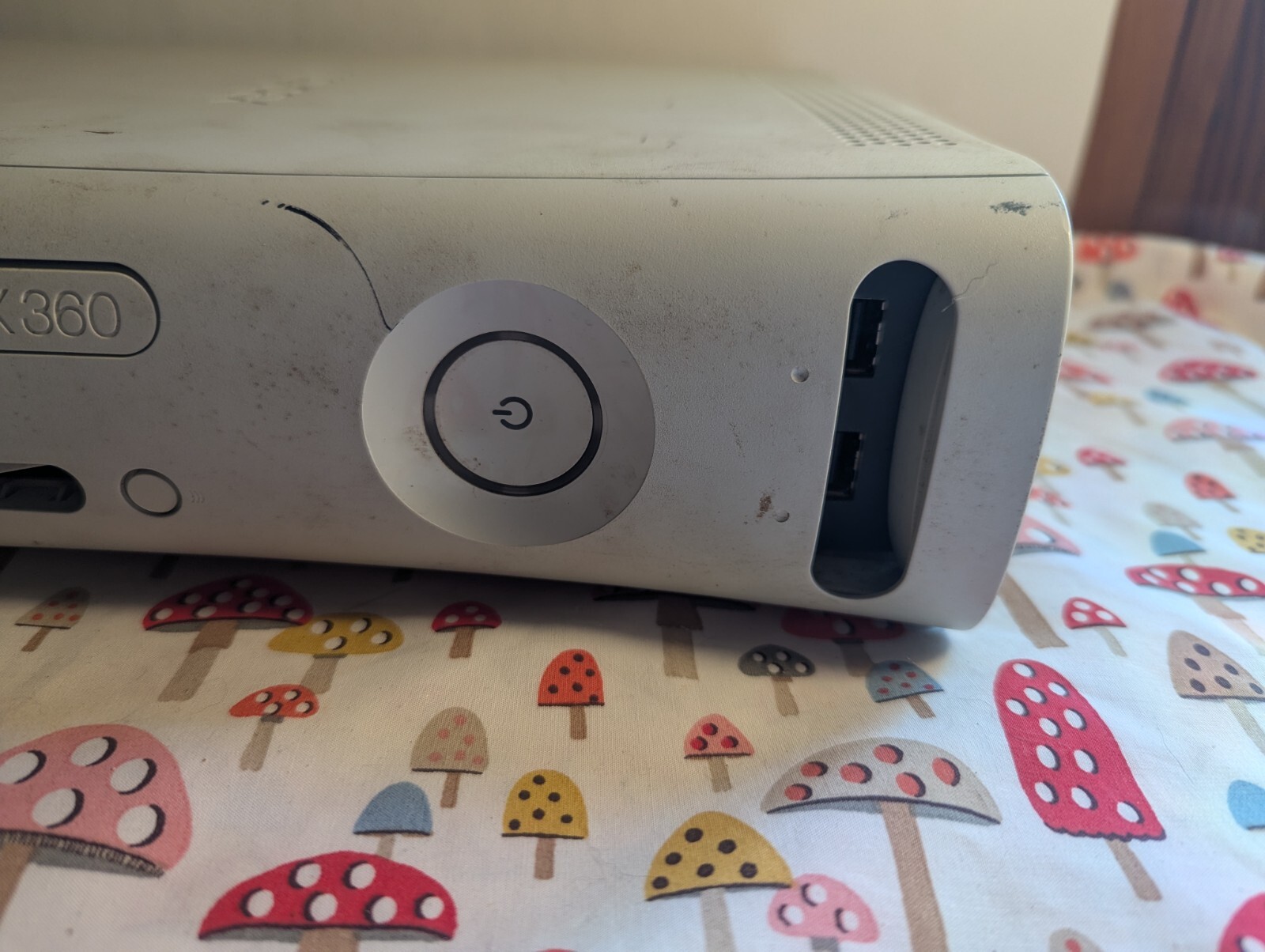 Microsoft XBox 360 White Video Game Console Gaming System System Only