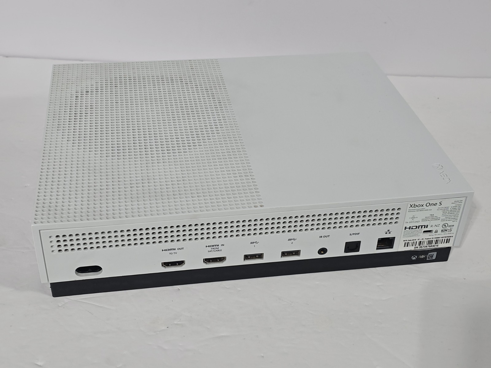 Digital Xbox One S 500GB – w/ Power Cable And Original Controller – Tested