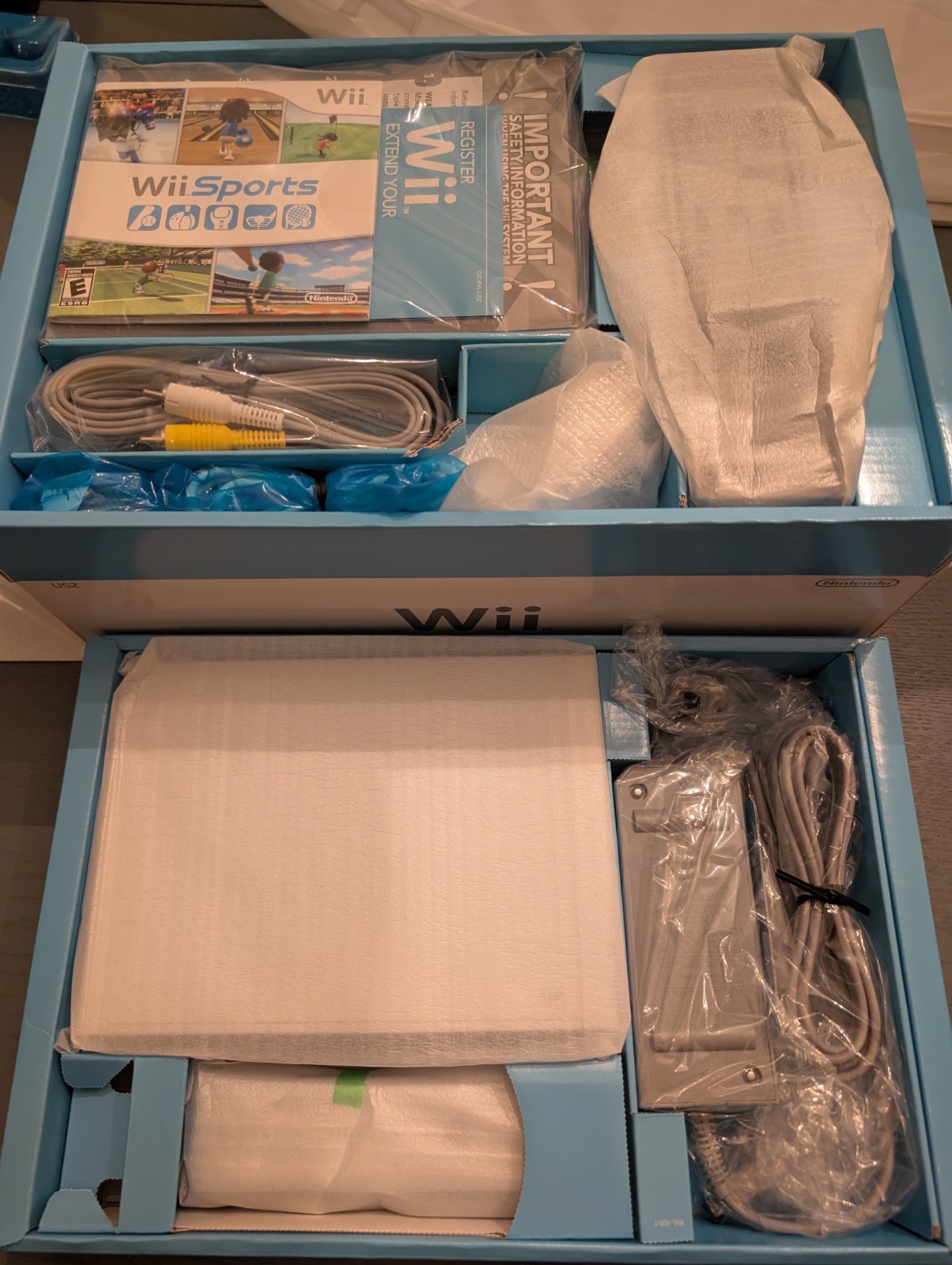Nintendo Wii White Console Bundle RVL-001 BRAND NEW Never Played Open Box
