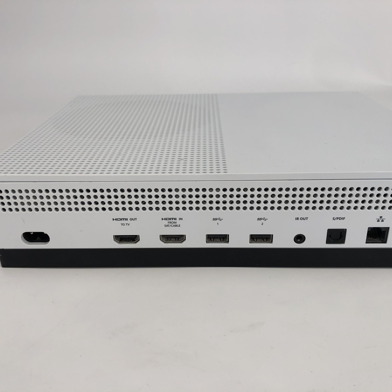 Microsoft Xbox One S Console White 1TB w/ Controller/HDMI/Power Cord – Good