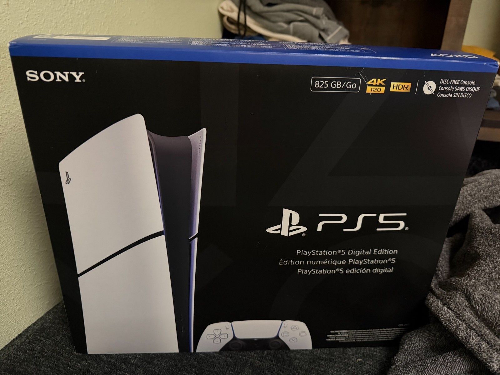 Sony PS5 Digital Edition Console – White 825gb