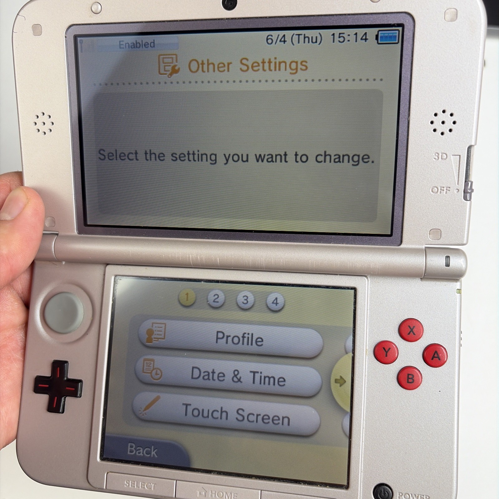 Nintendo 3DS XL Retro Silver Edition NES Controller W Charger Stylus US Model