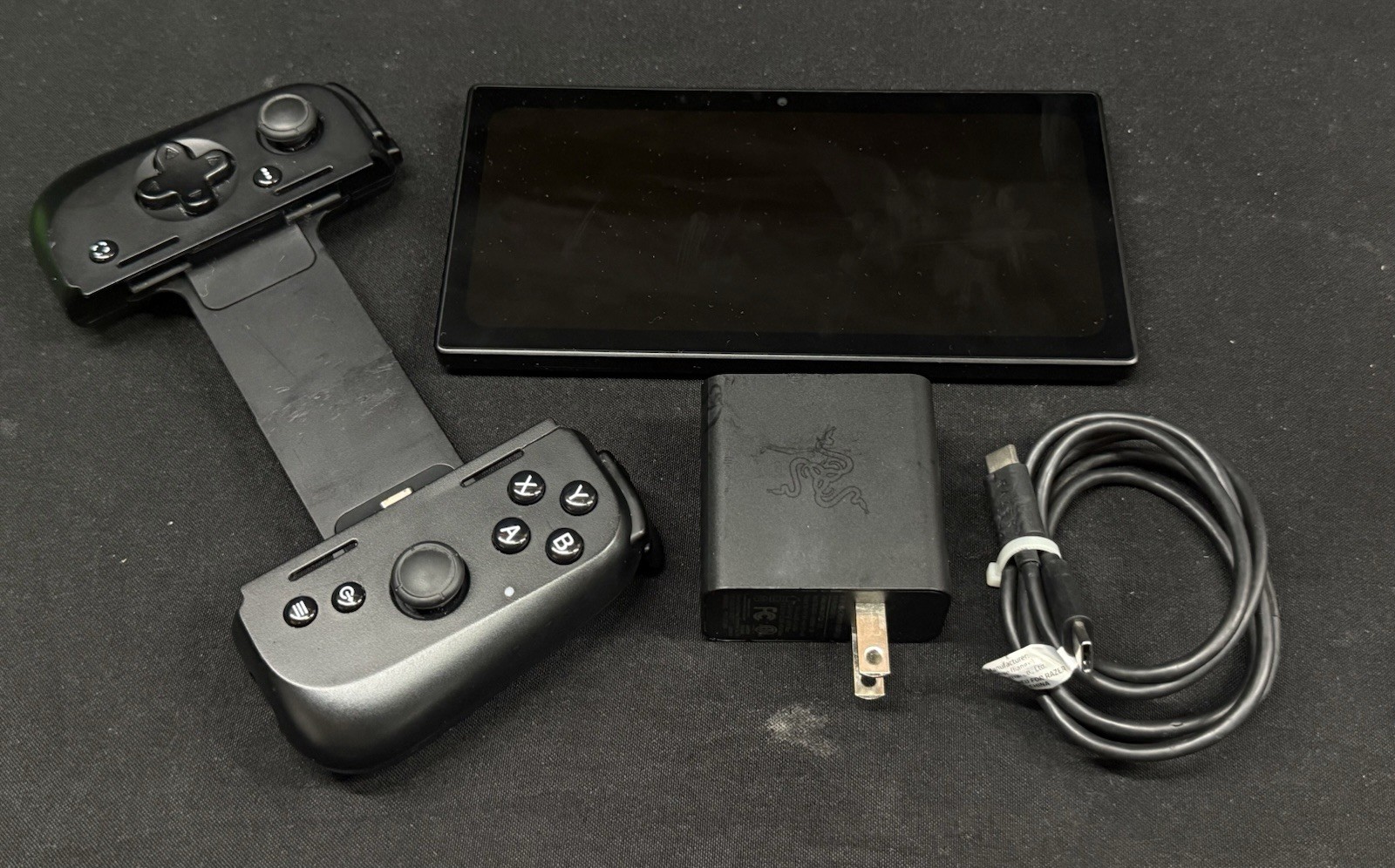 Razer Edge 5G 128GB RZ45-0460VWQ Handheld Gaming Console